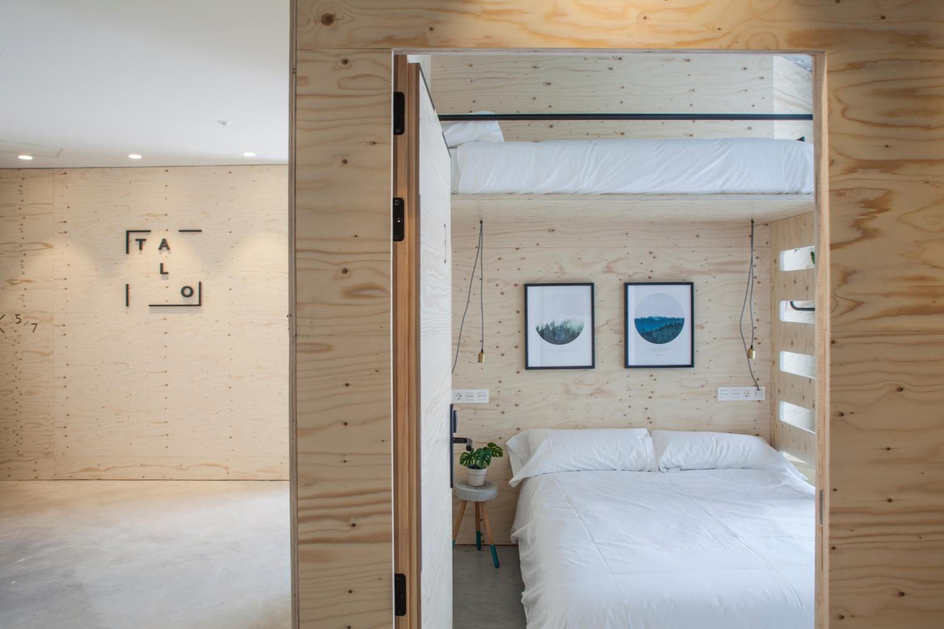 Triple Room with Terrace photo 2