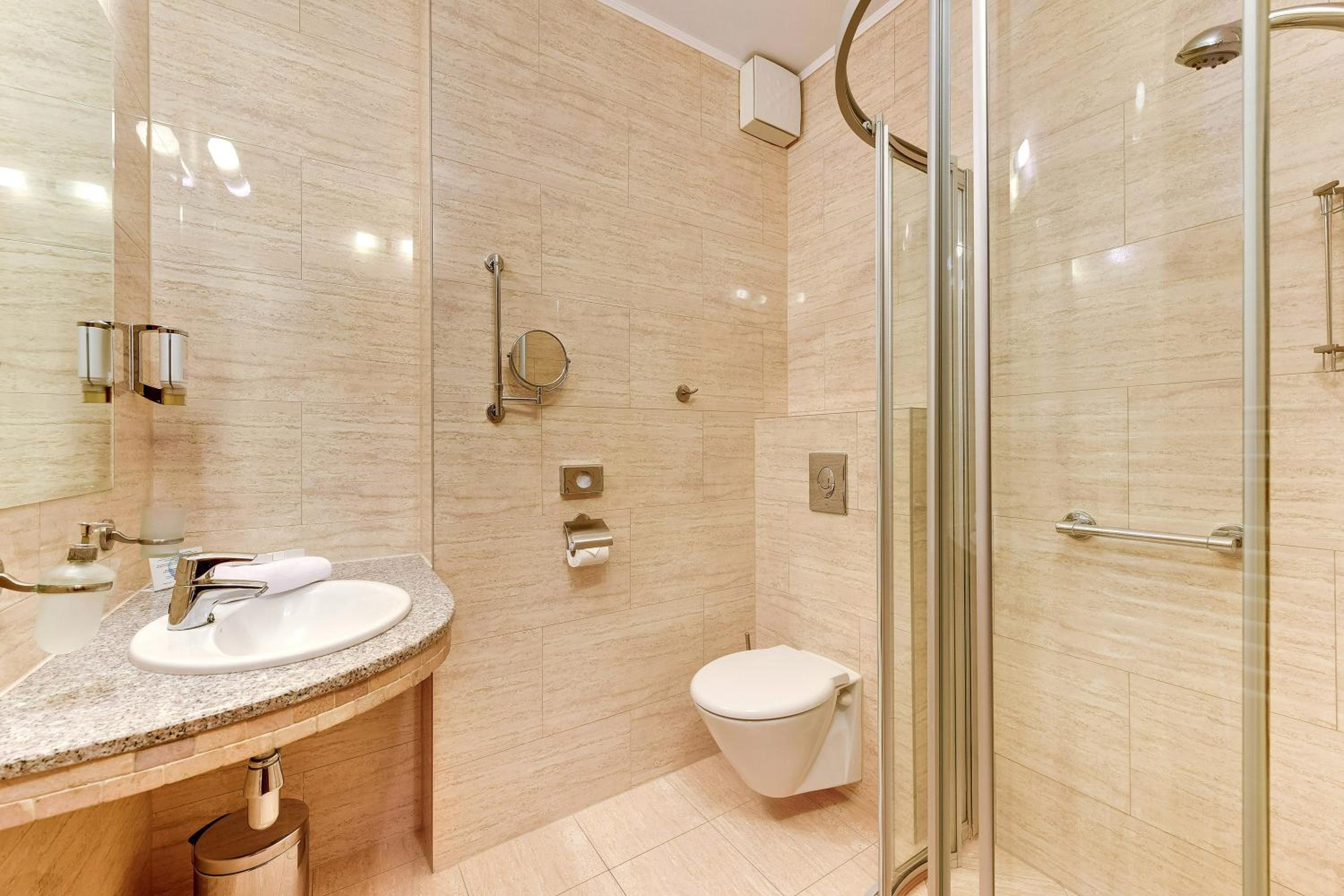 Triple Room - Photo 2