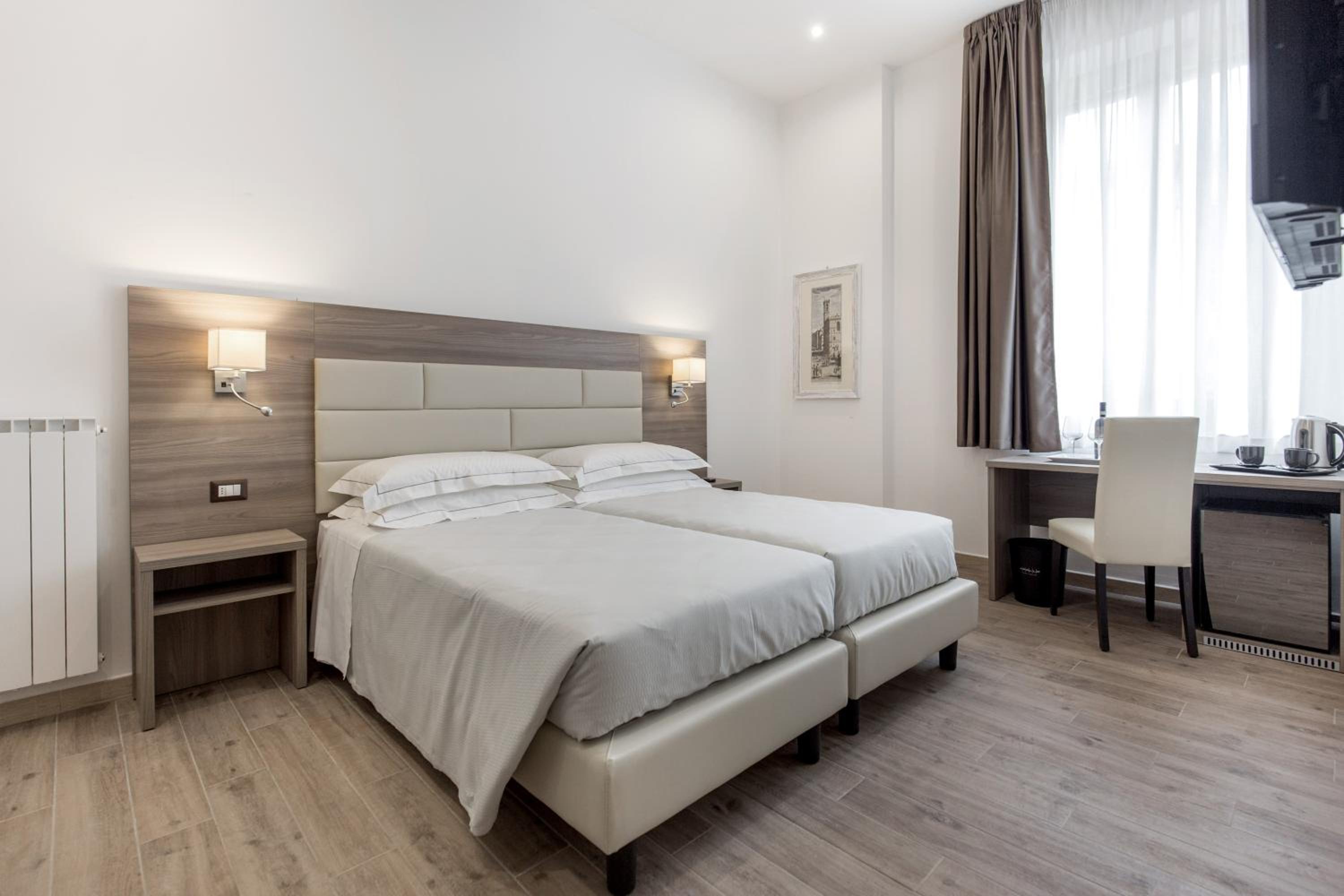 Superior Double or Twin Room photo 3