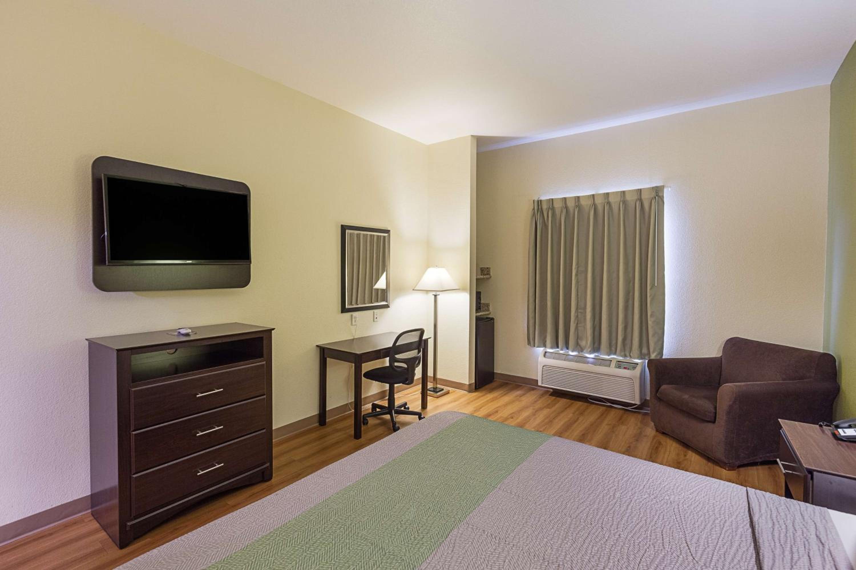 King Room - Disability Access - Non-Smoking photo 3