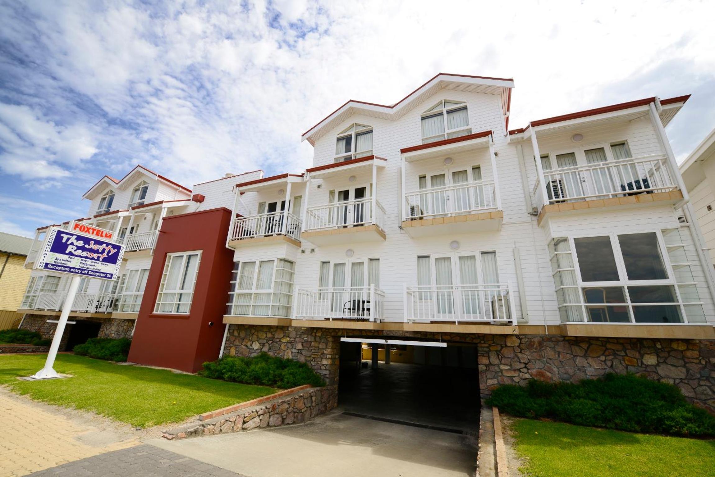 Double or Twin Room with Sea View photo 2