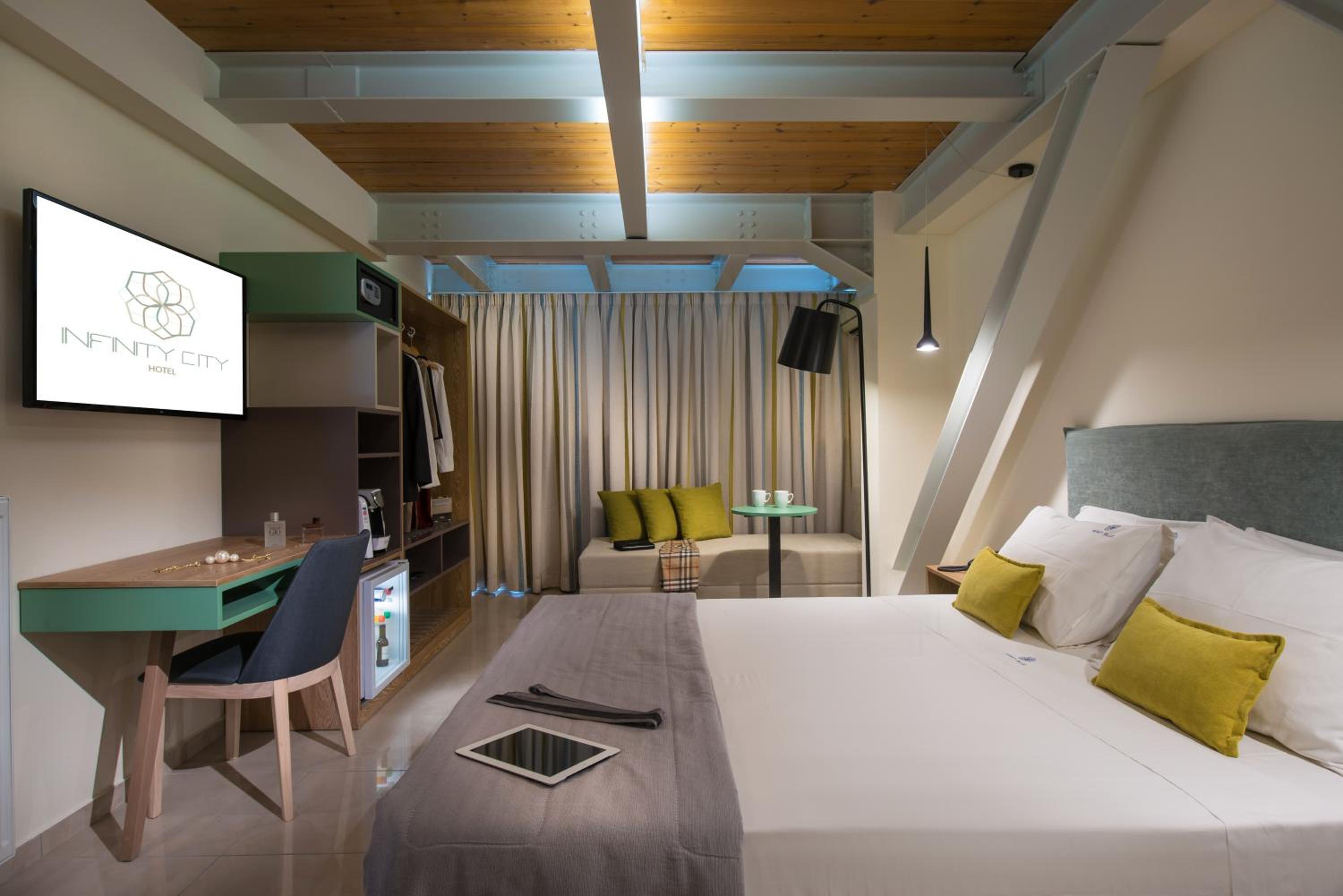 Angebot Doppel- oder Zweibettzimmer