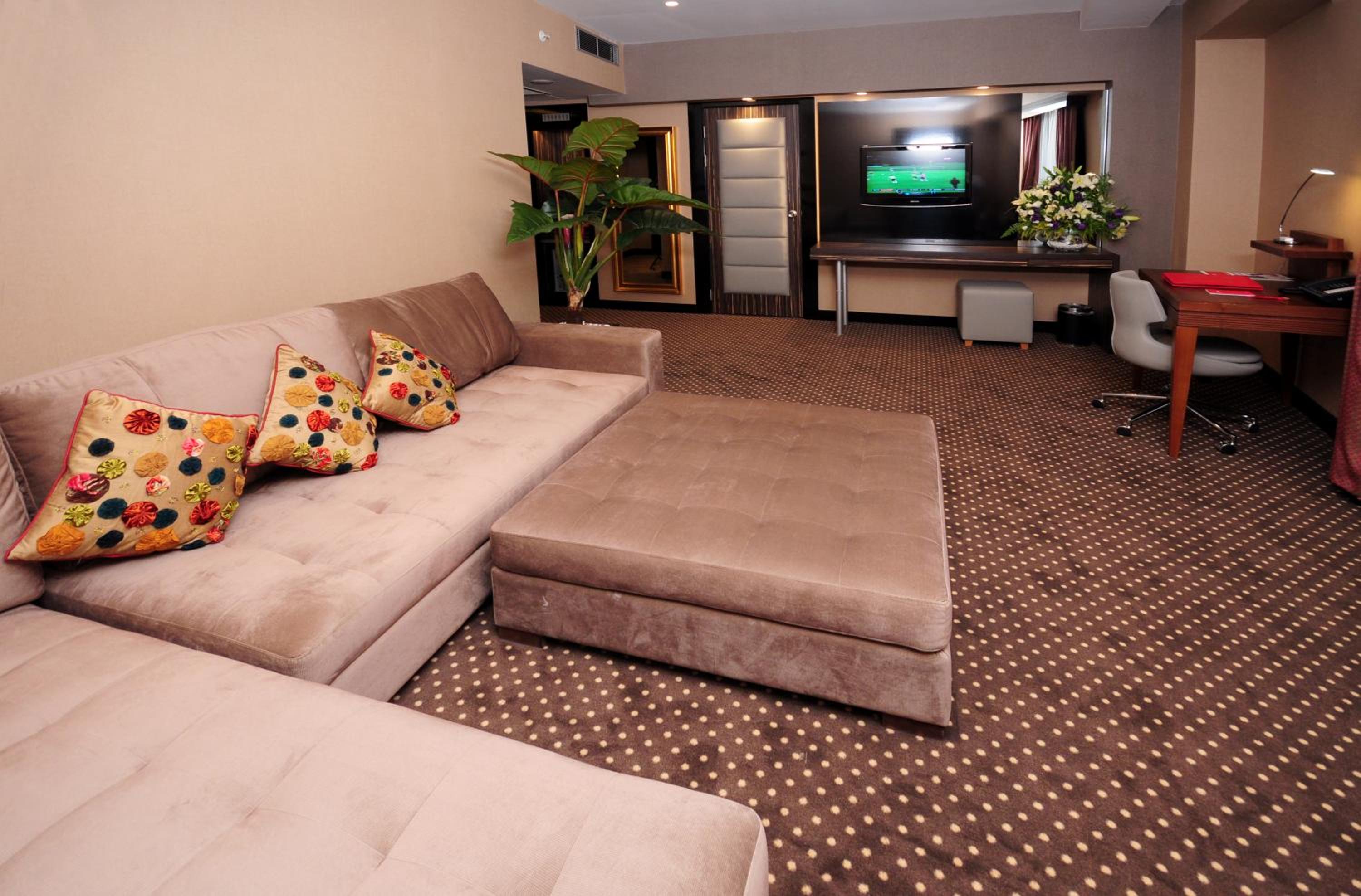 Family suite room