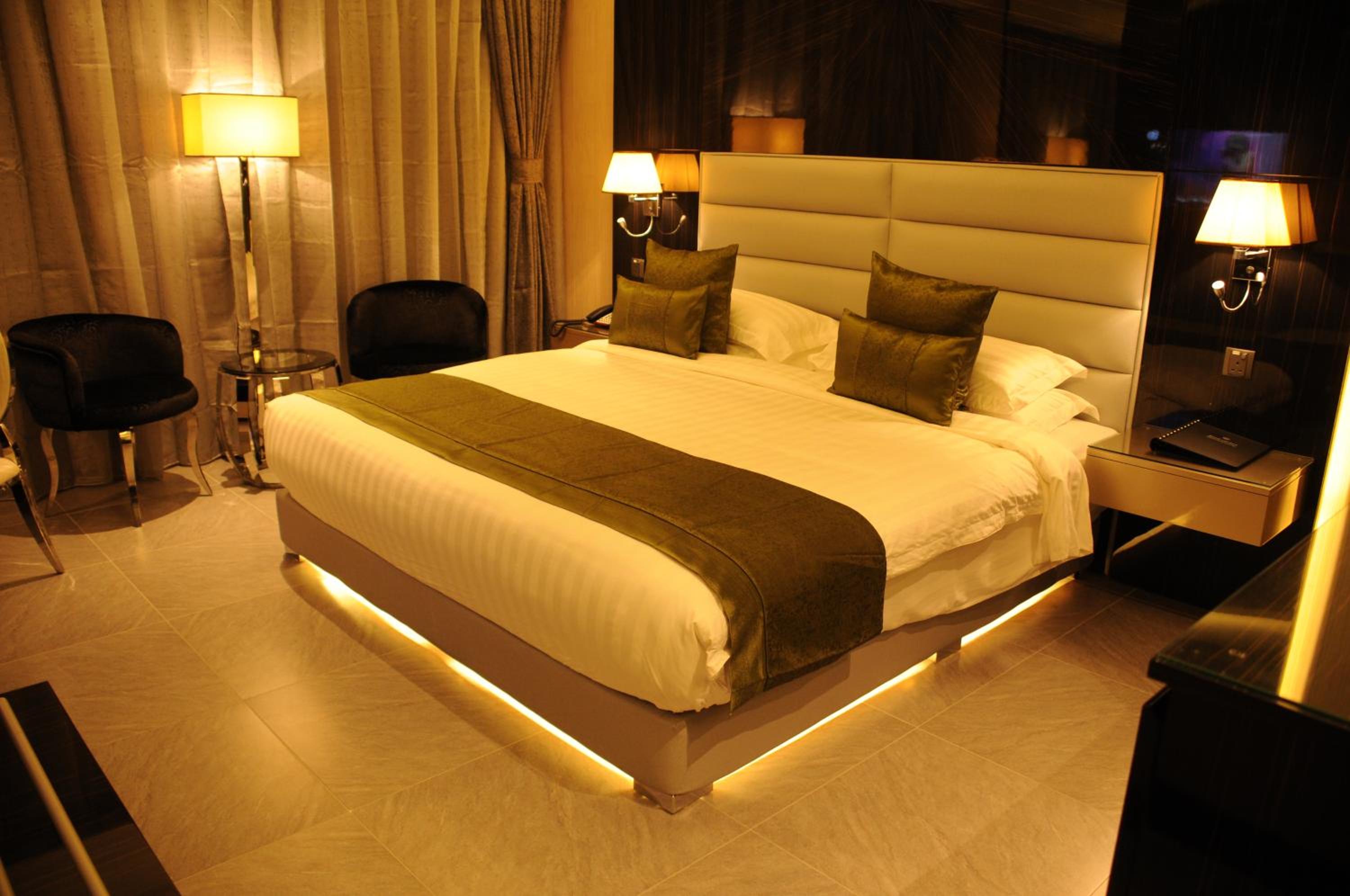 Standard King Room