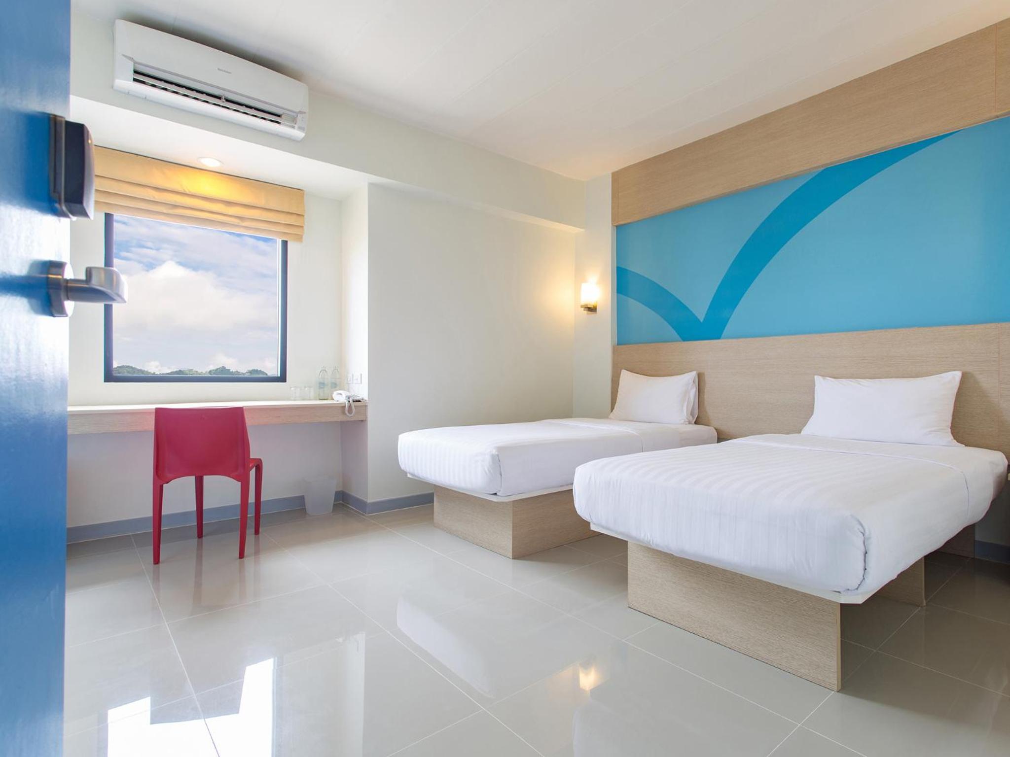 Standard Twin Room photo 2
