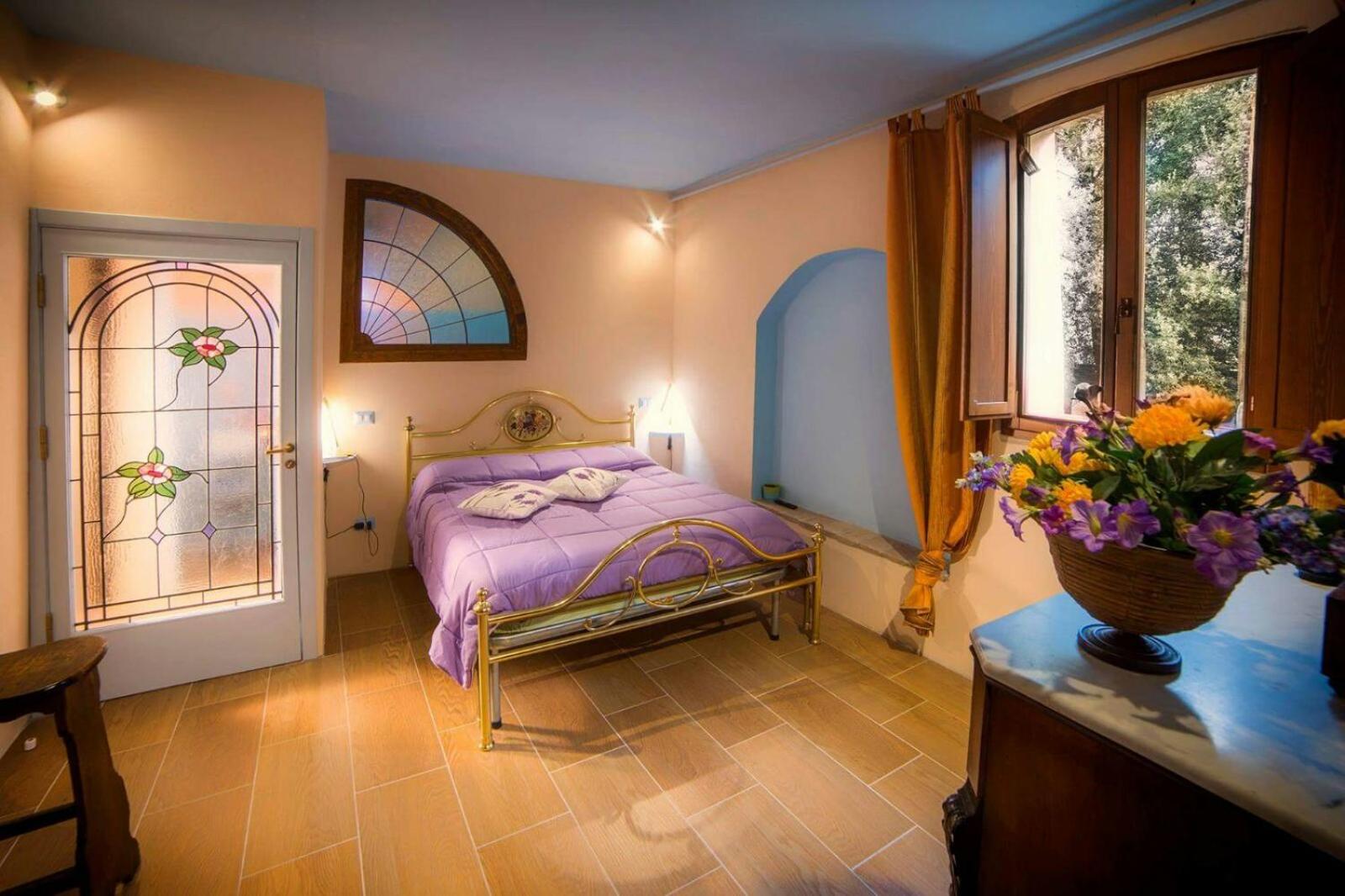 Triple Room with Private Bathroom