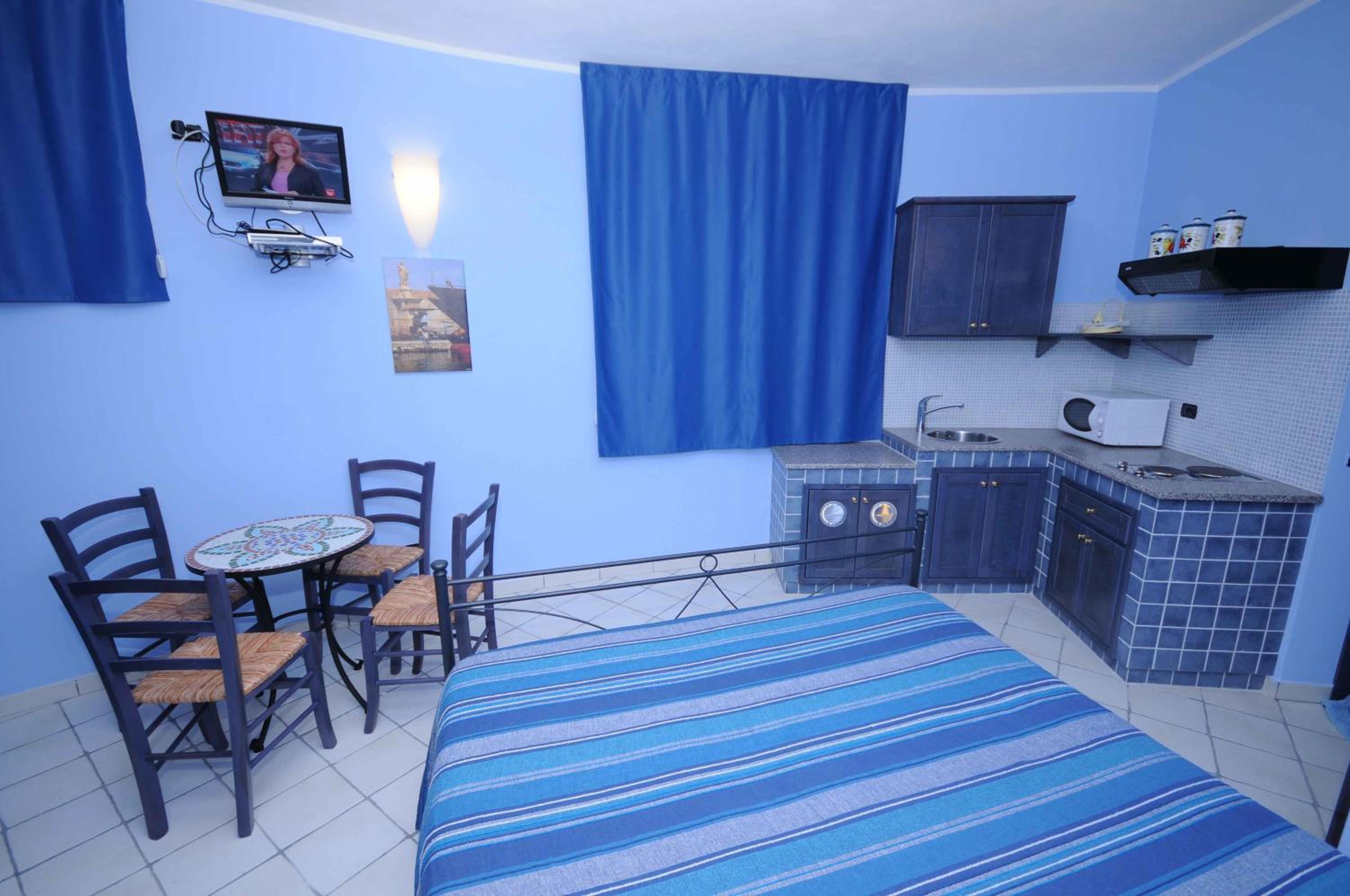 Comfort Triple Room