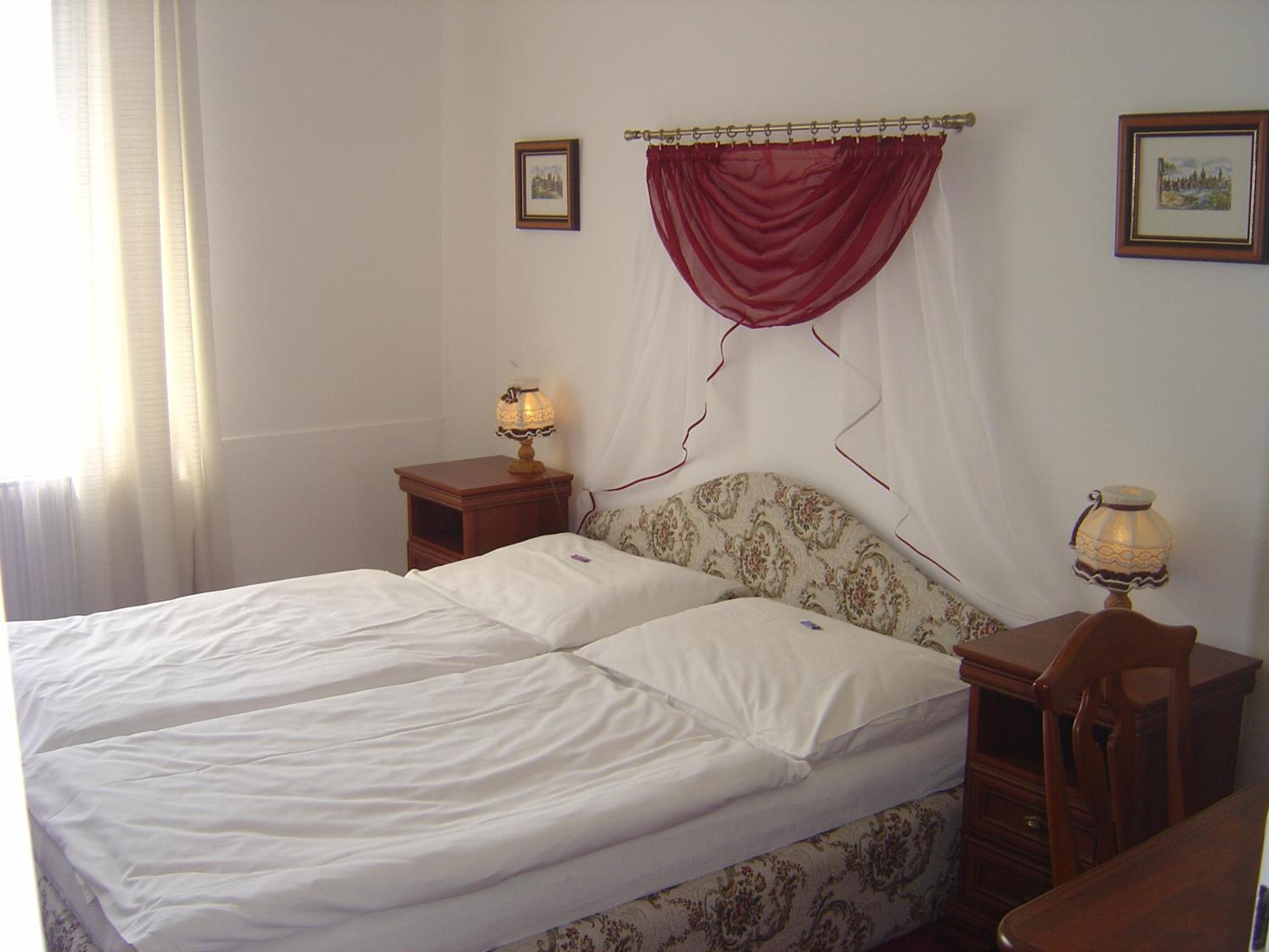 Double or Twin Room with Garden View