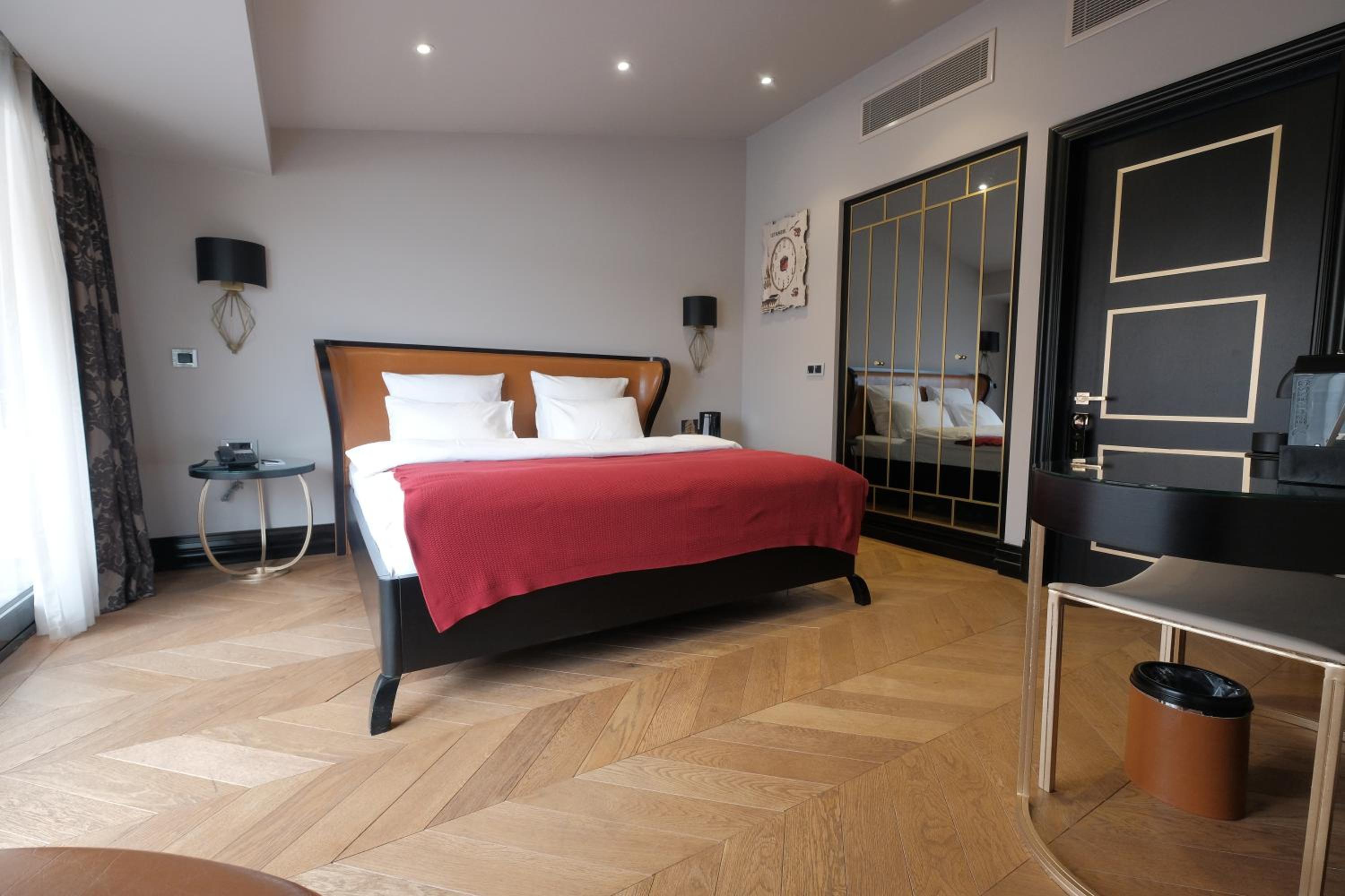 Superior Double Room with partial Sea View and Balcony photo 1