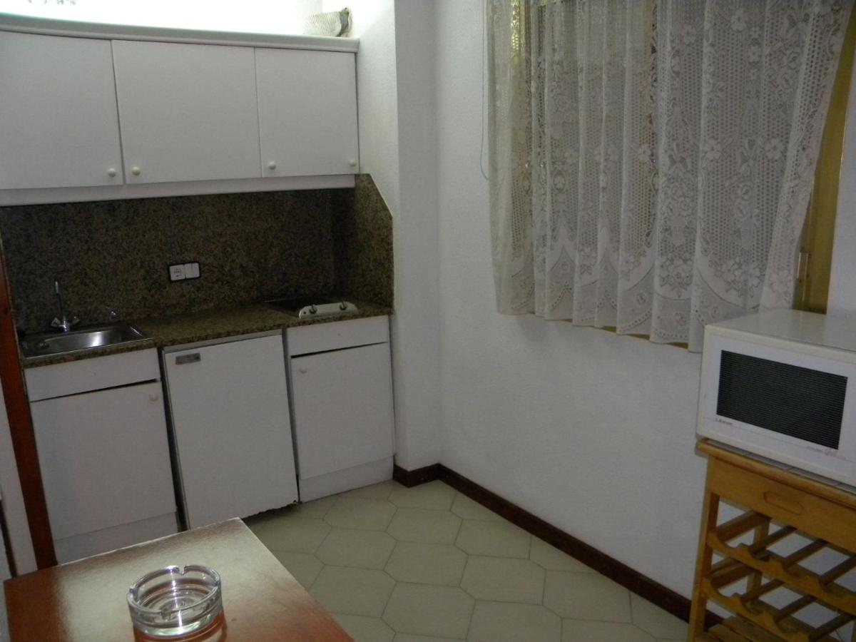 Studio (2 Adults)