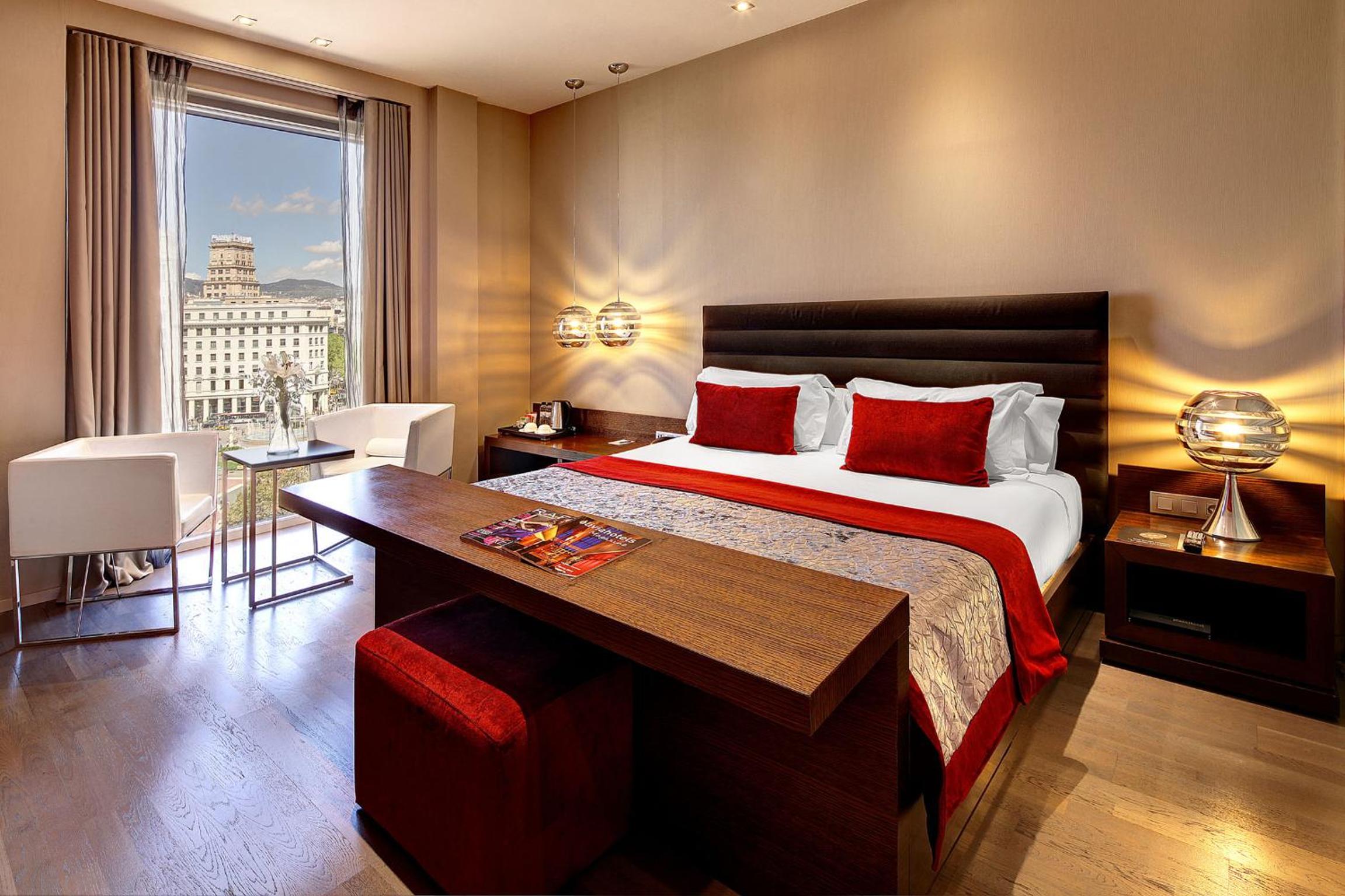 Double Room with View