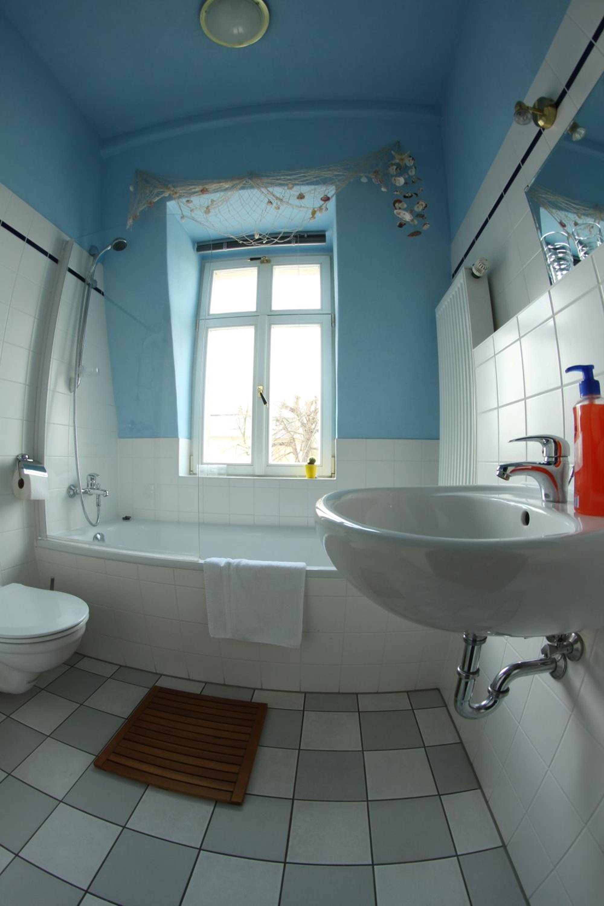 Apartment - Photo 17