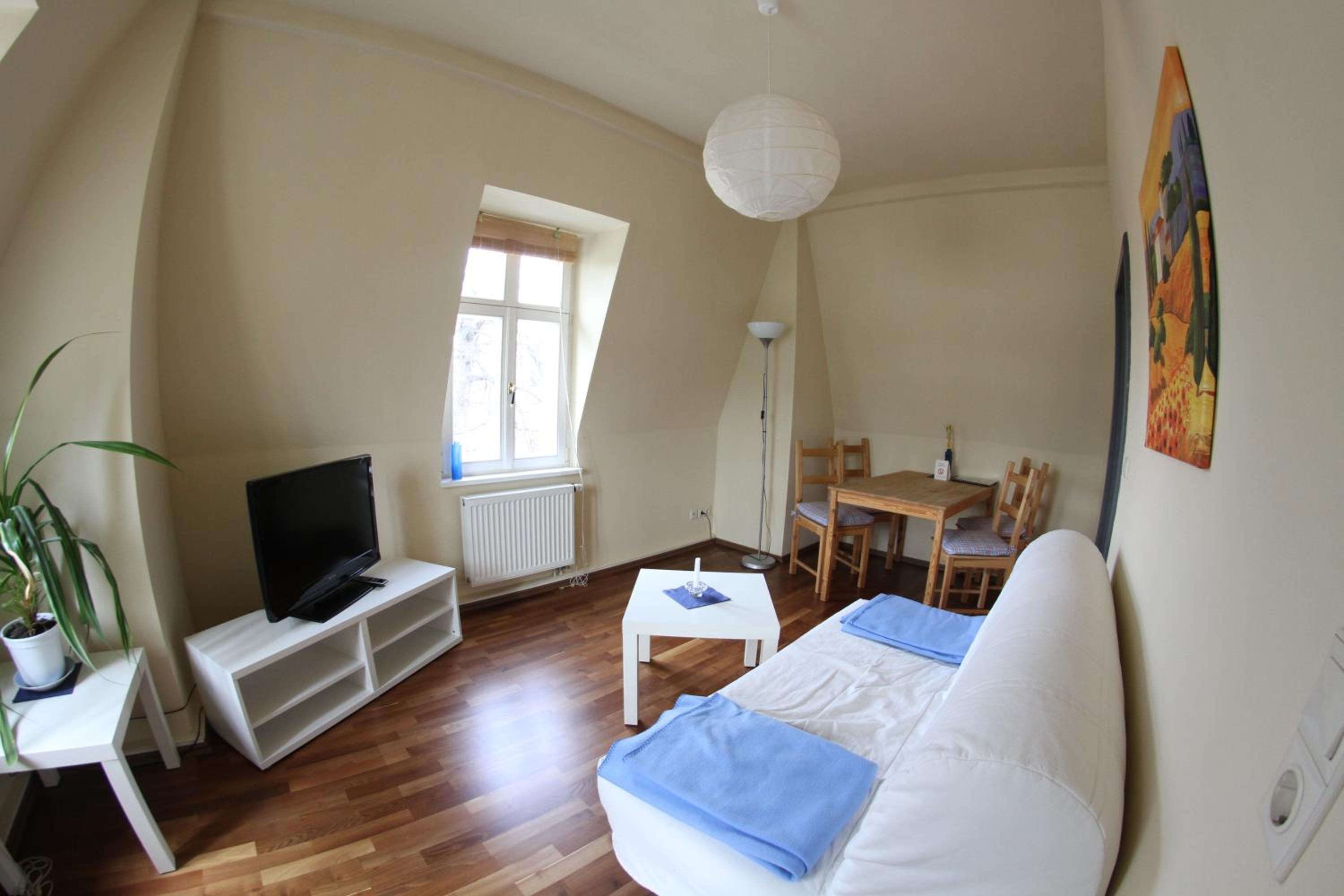 Apartment - Photo 18