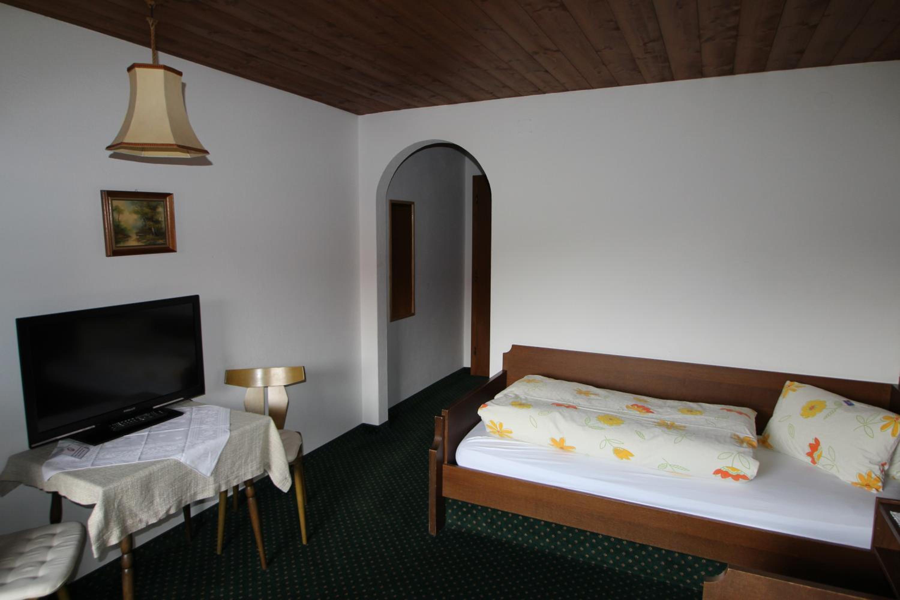 Single Room with Balcony photo 3