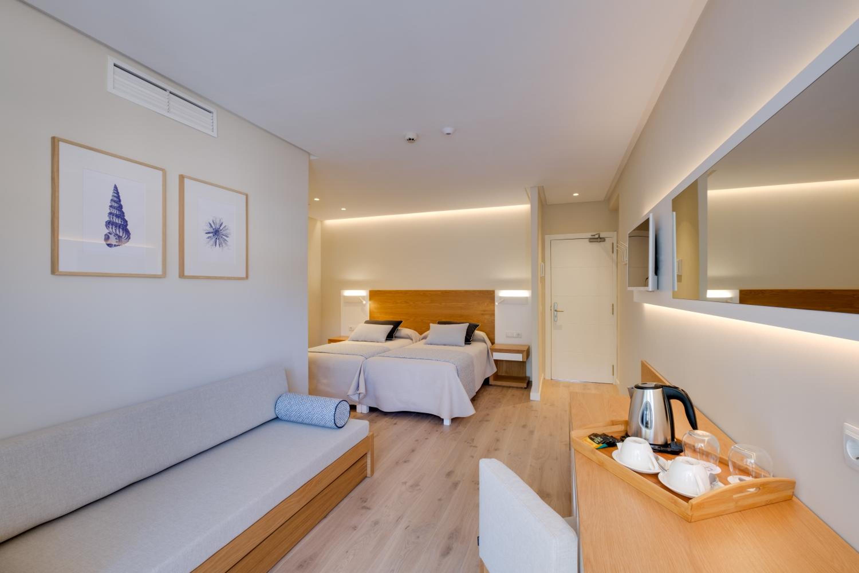 Superior Double Room - Photo 2