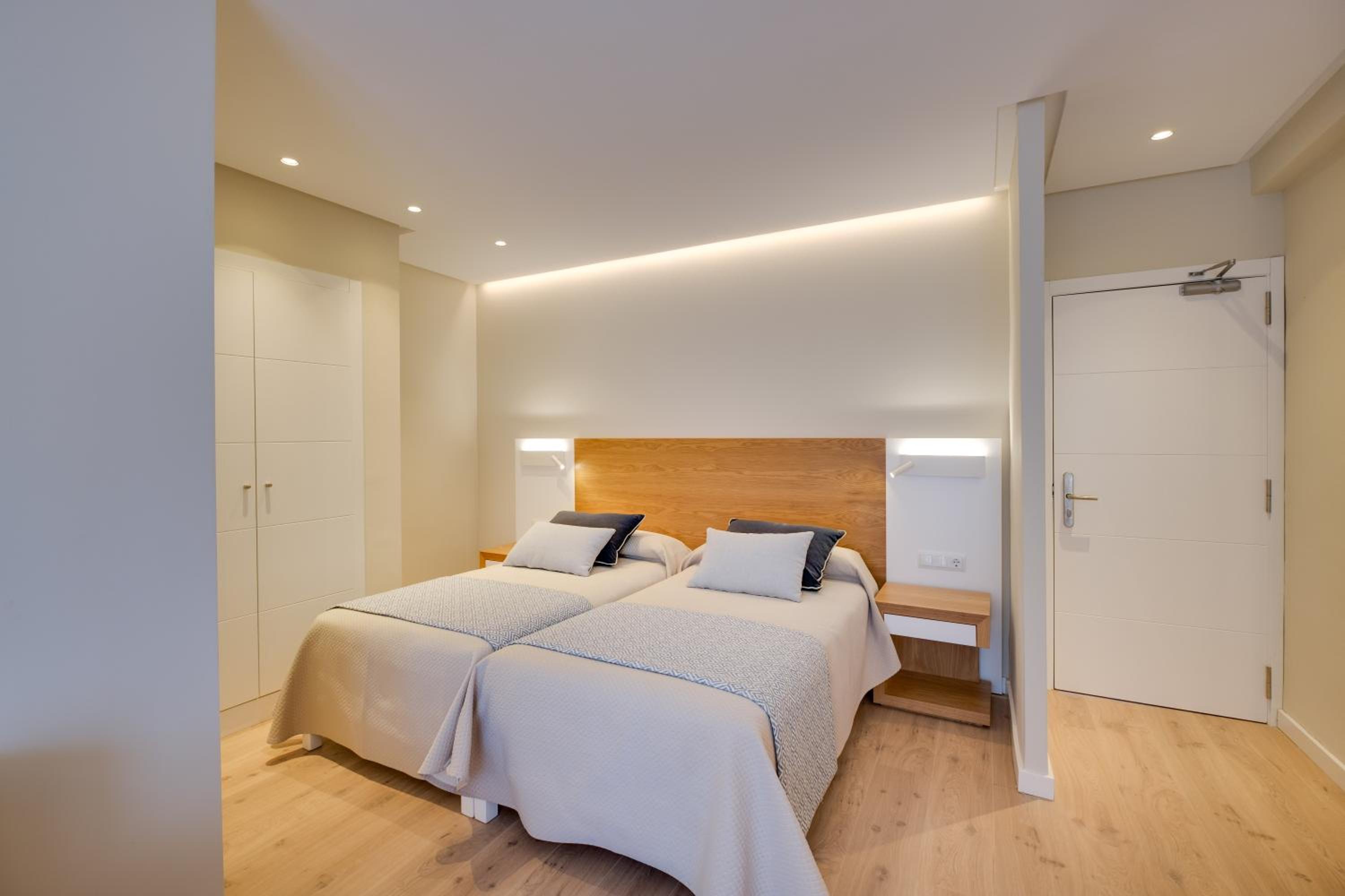 Basic Double Room - Photo 2