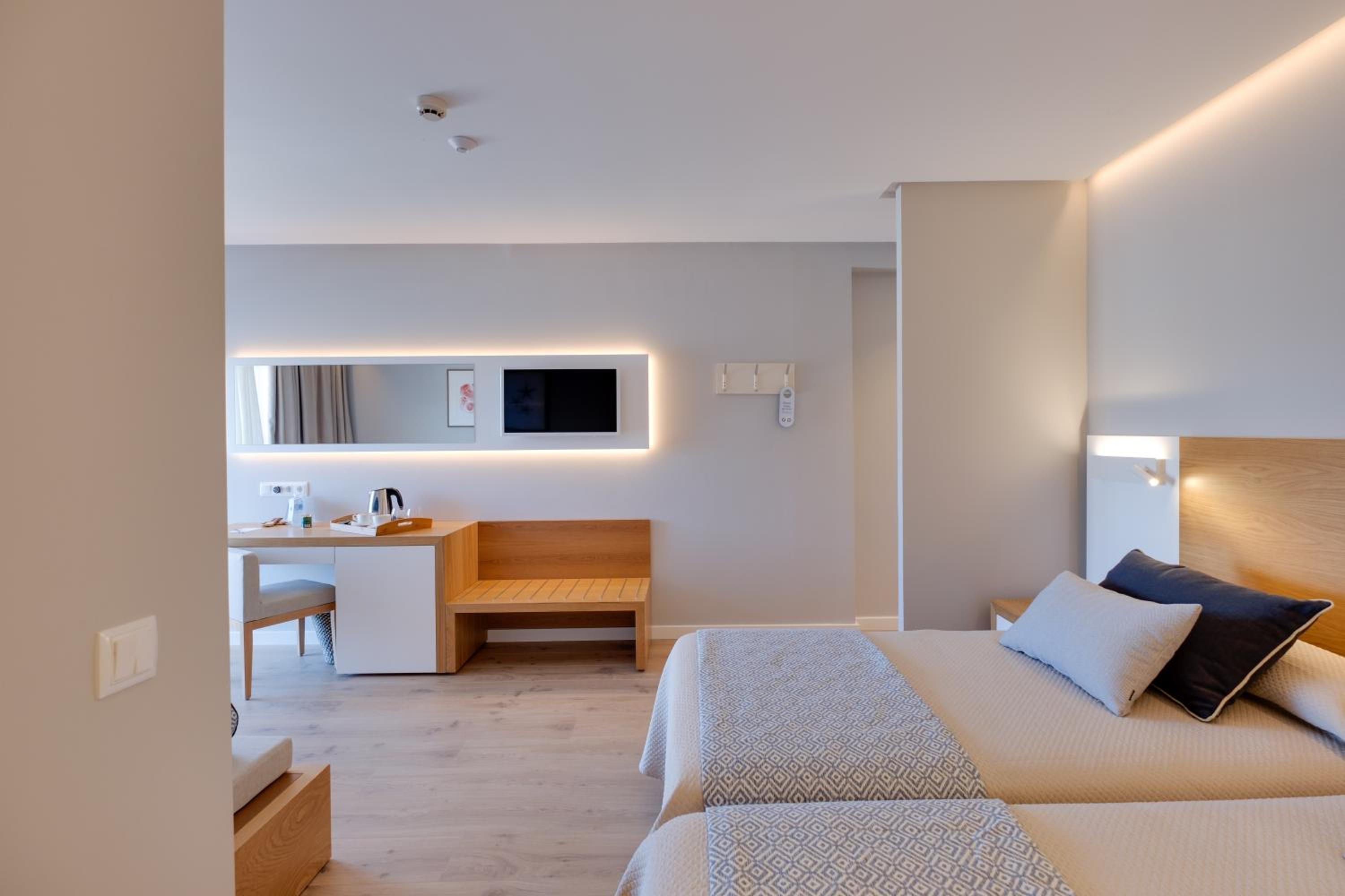 Superior Double Room - Photo 7