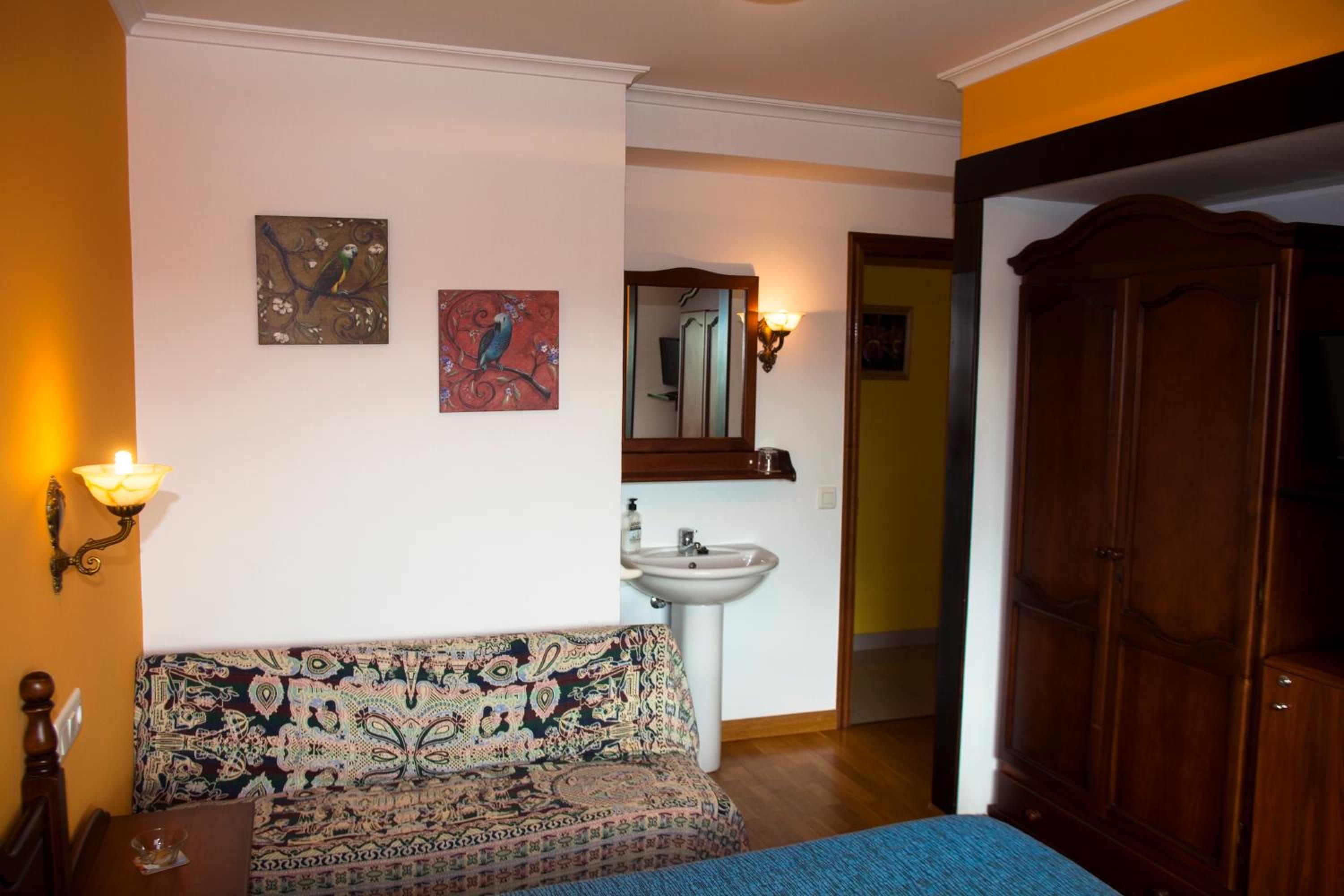 Habitación doble con baño compartido
