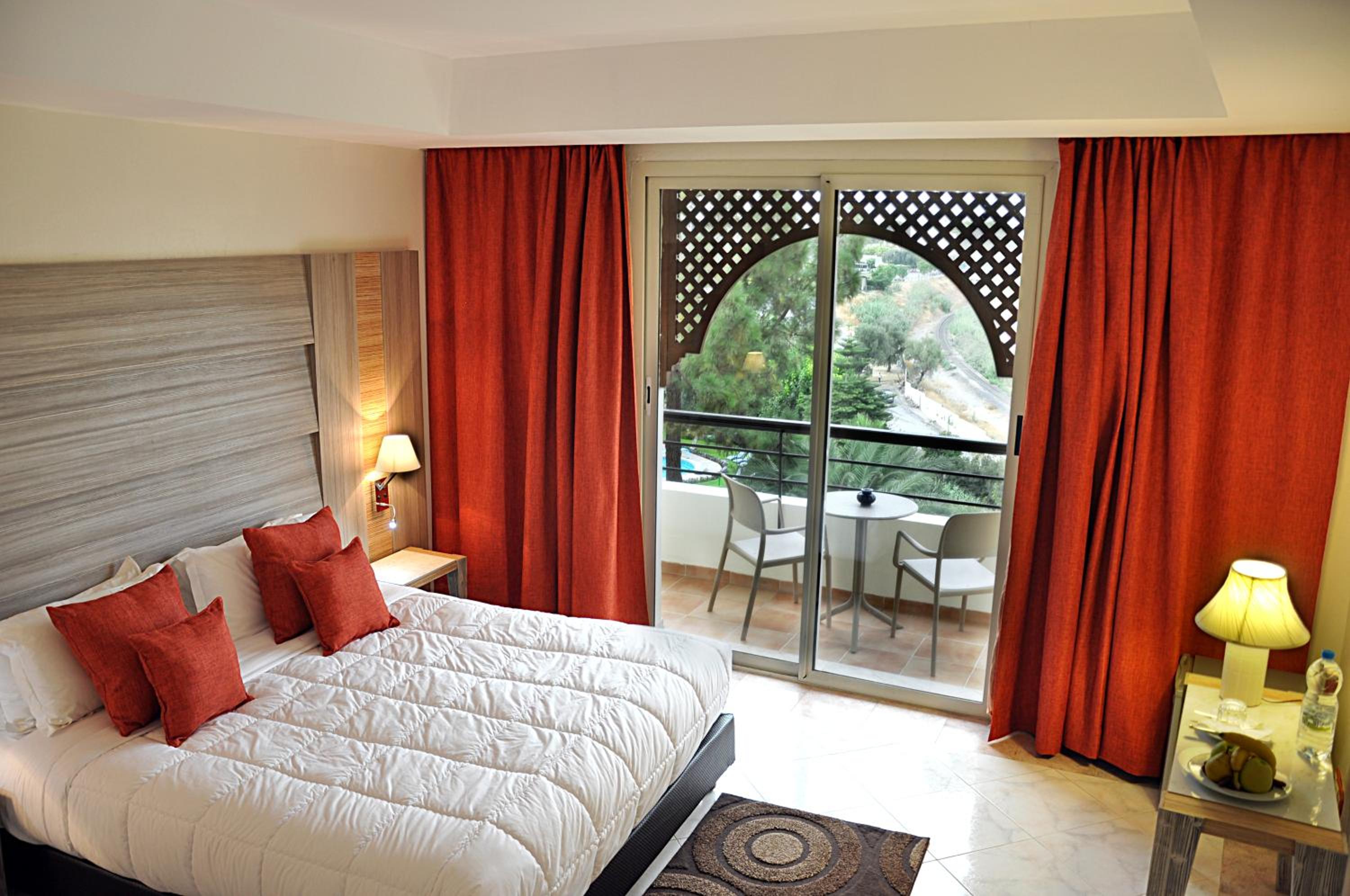 Double or Twin Room - Photo 3