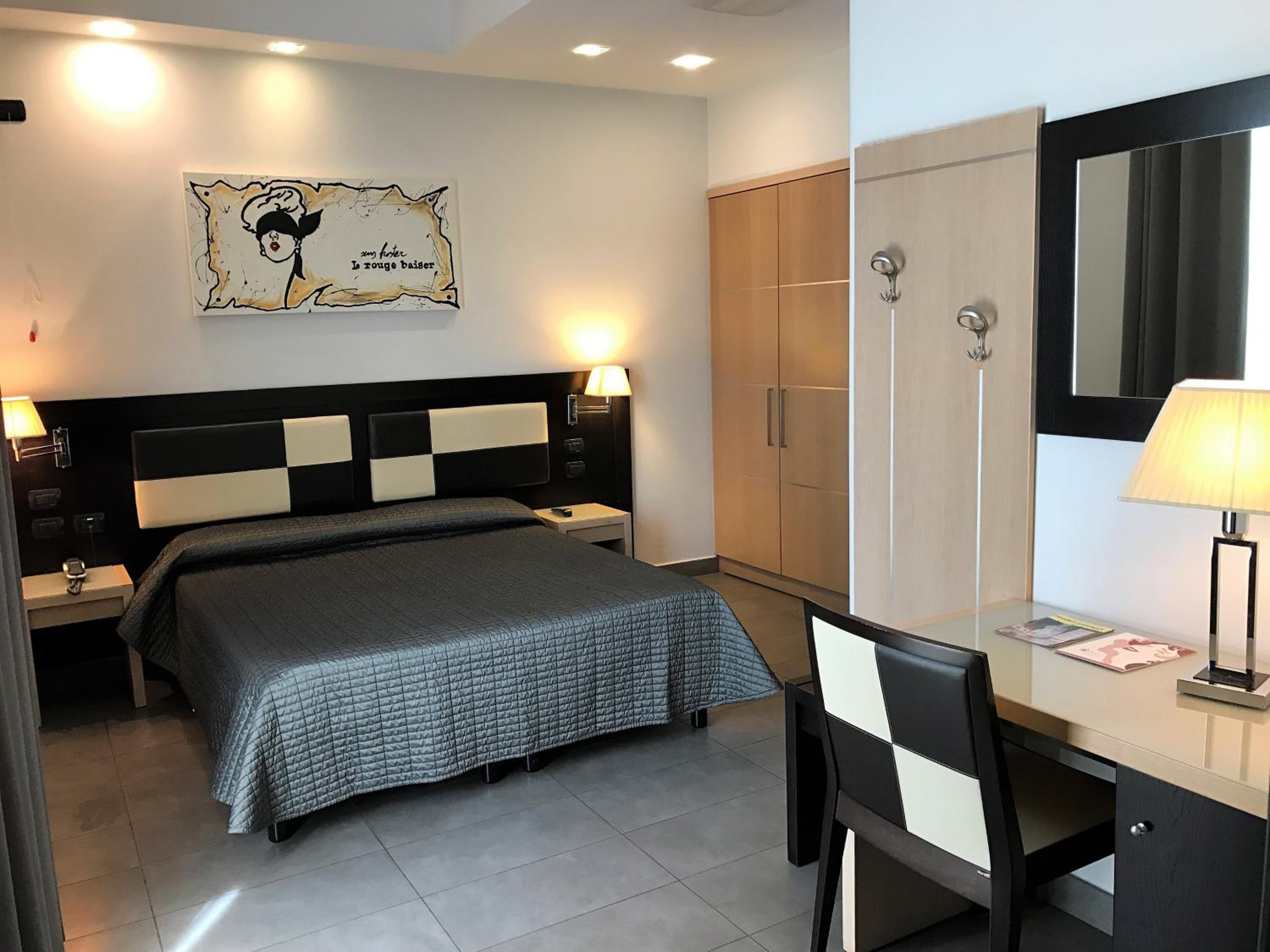 Superior Double Room - Photo 2