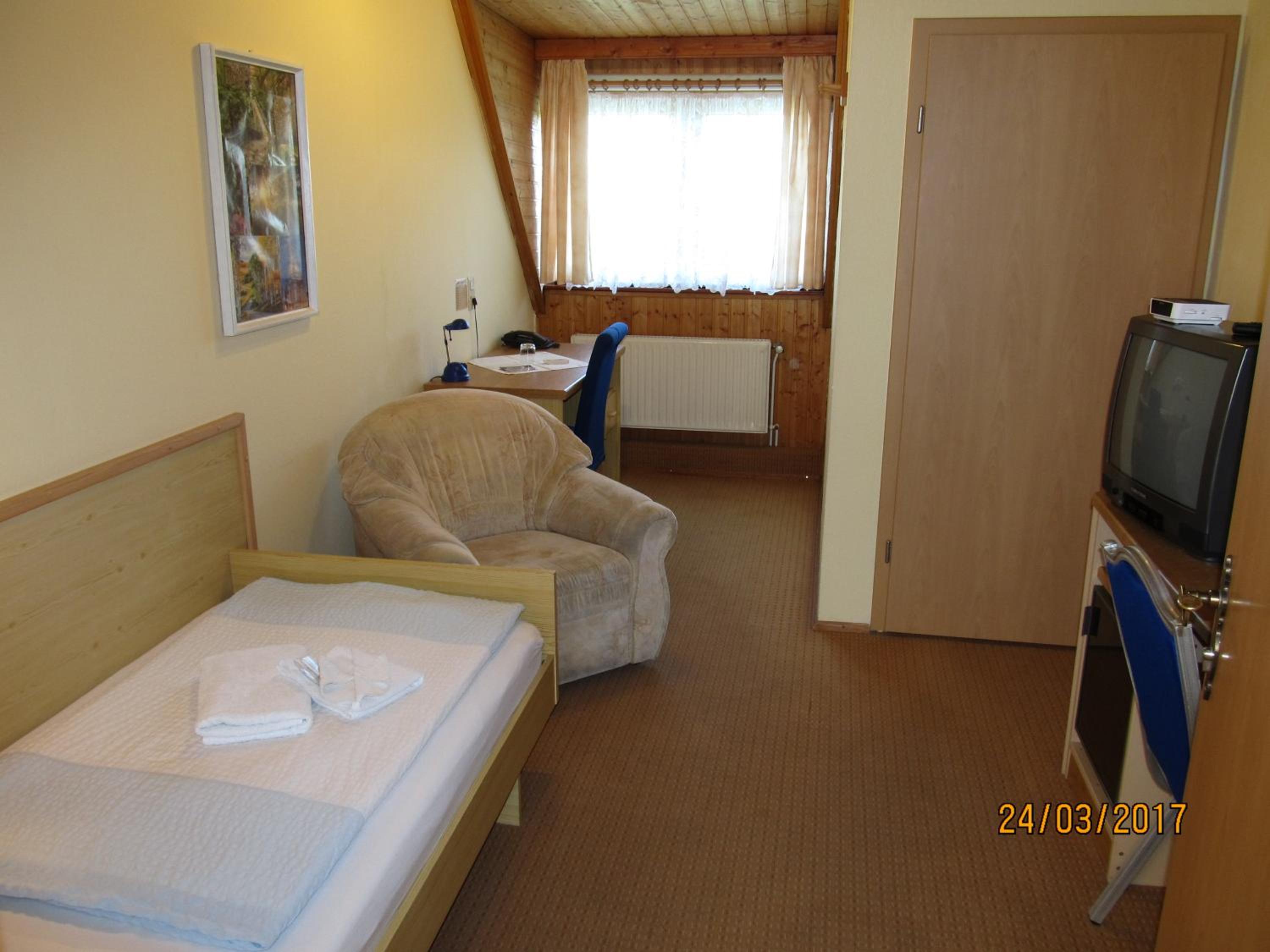 Single Room photo 1
