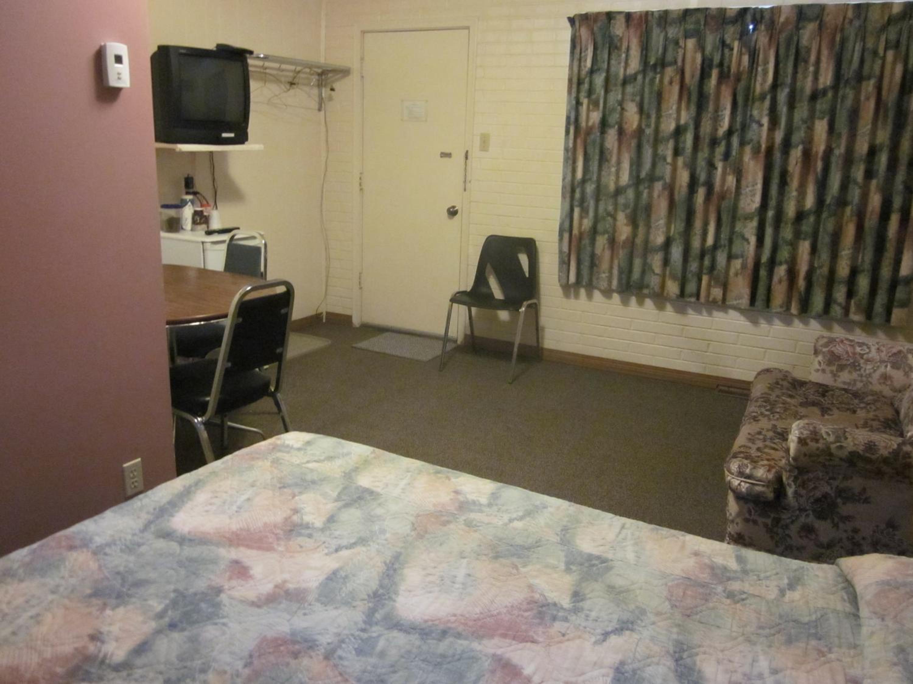 Deluxe Queen Room - Photo 1