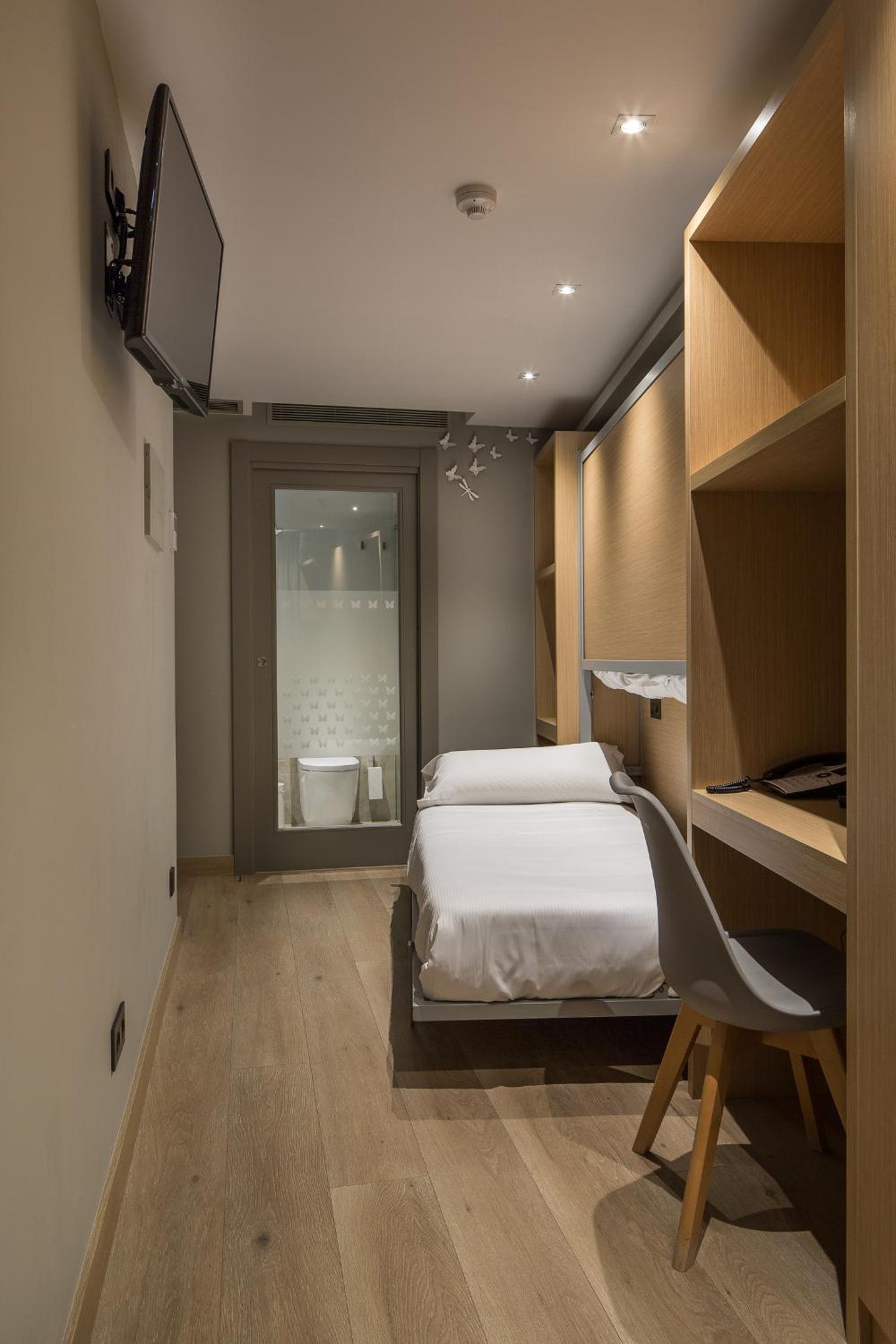 Quadruple Room with Balcony