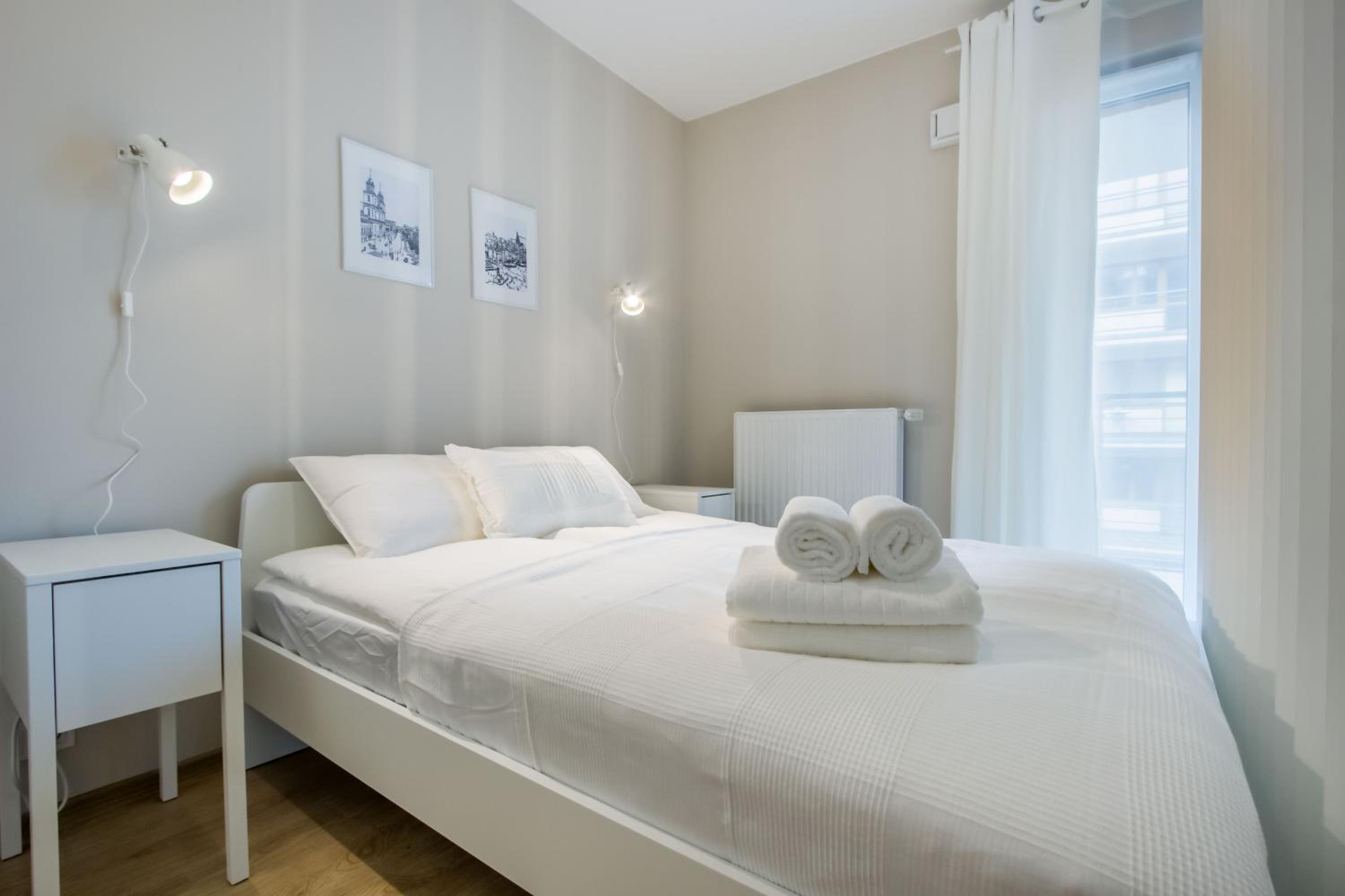 Studio Apartment - Photo 12