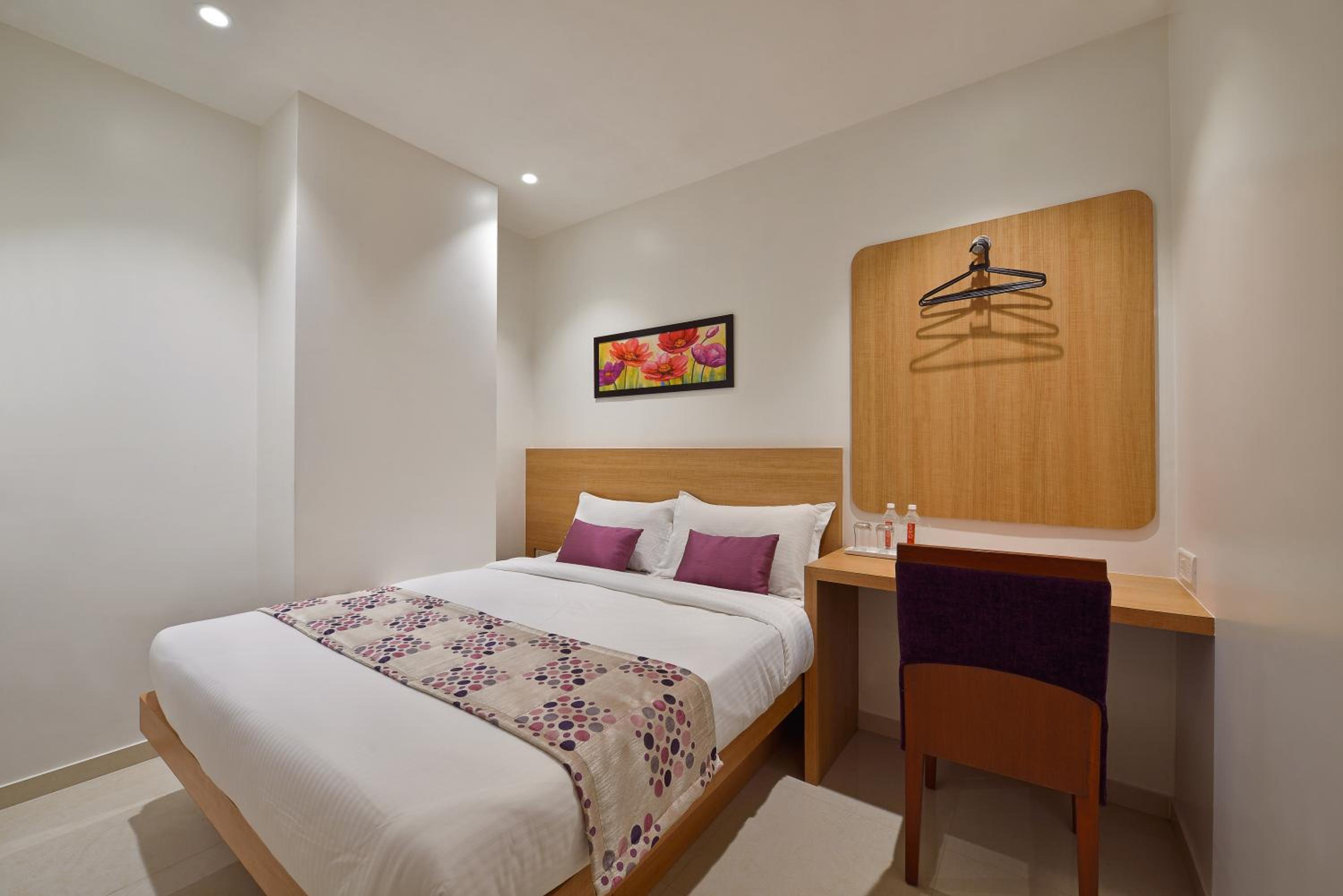Deluxe Double or Twin Room - Photo 1