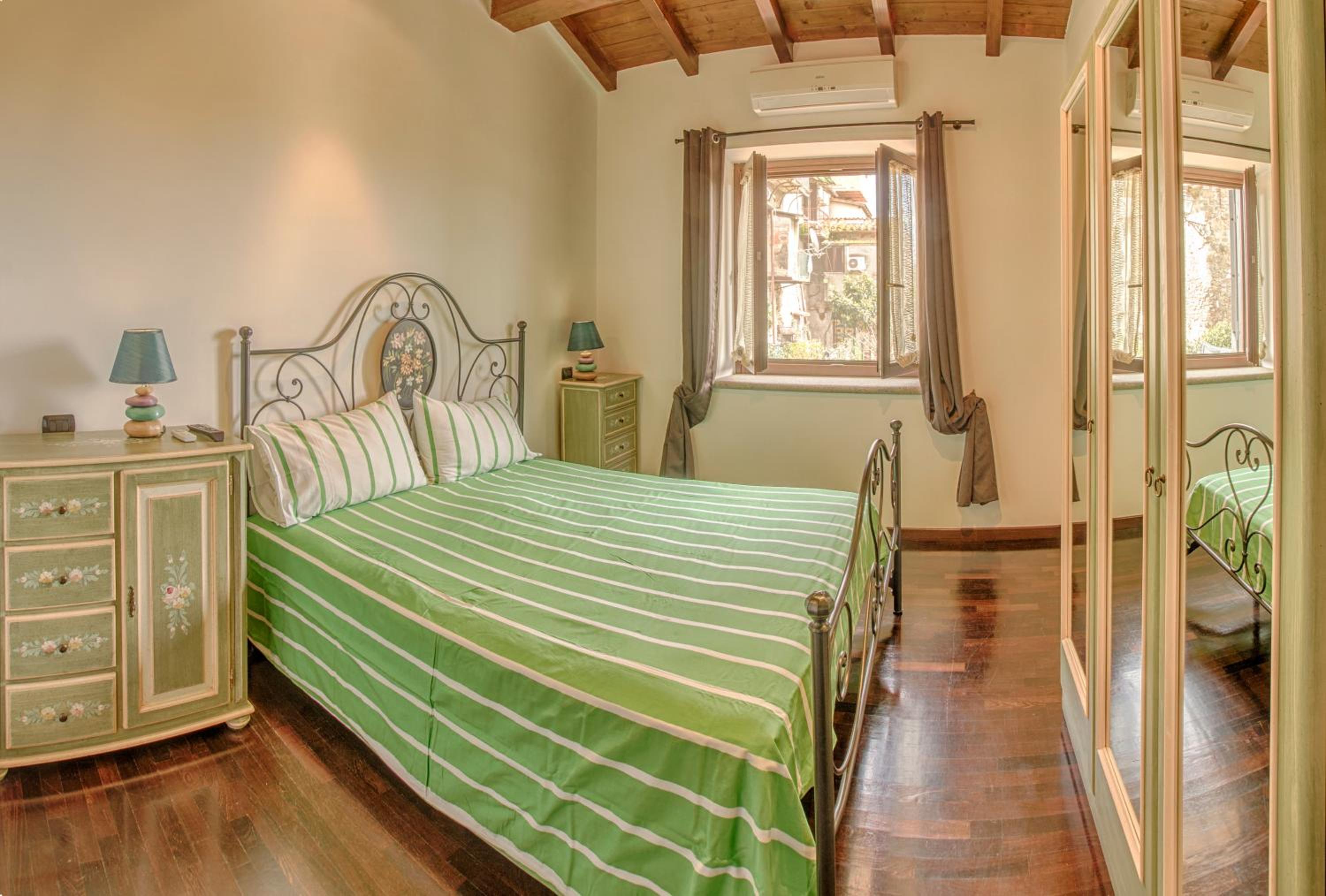 Villa photo 1