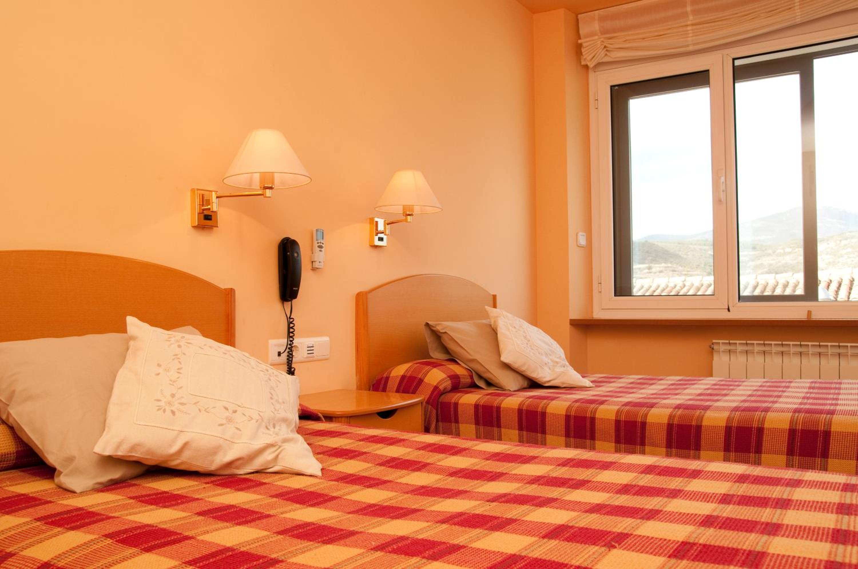 Habitación Estándar con Dos Camas Individuales