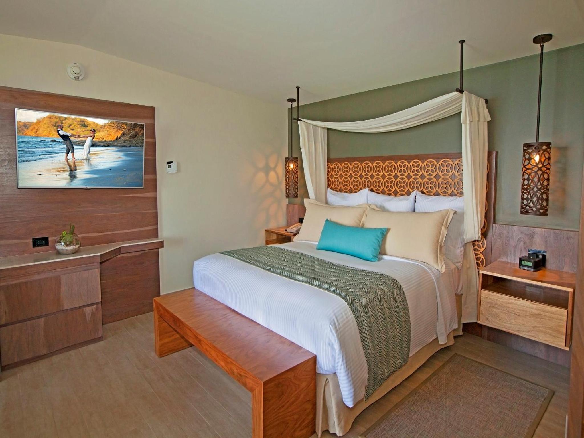 Bungalow Suite King Tropical View