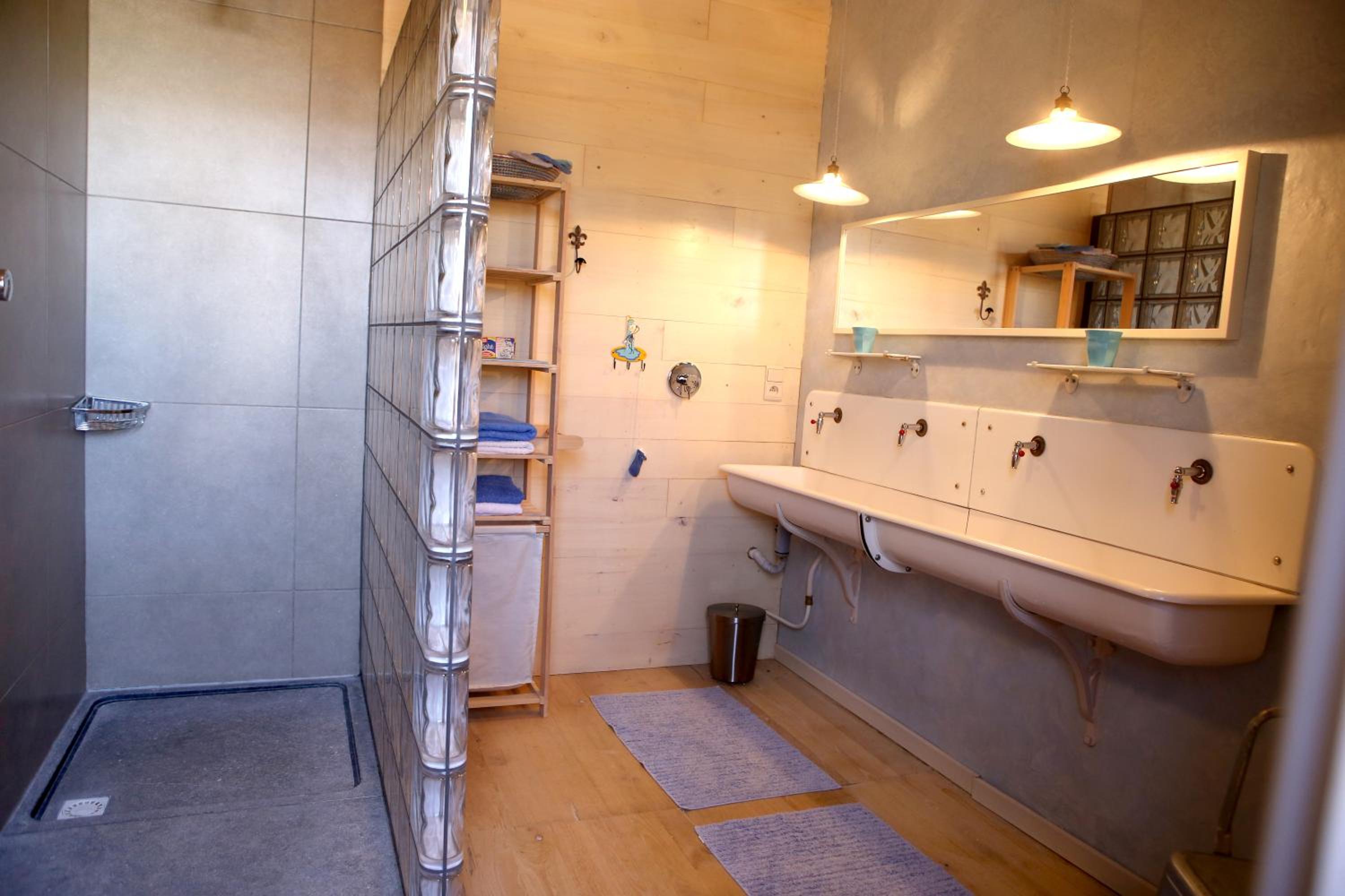 Family Room with Shower photo 3