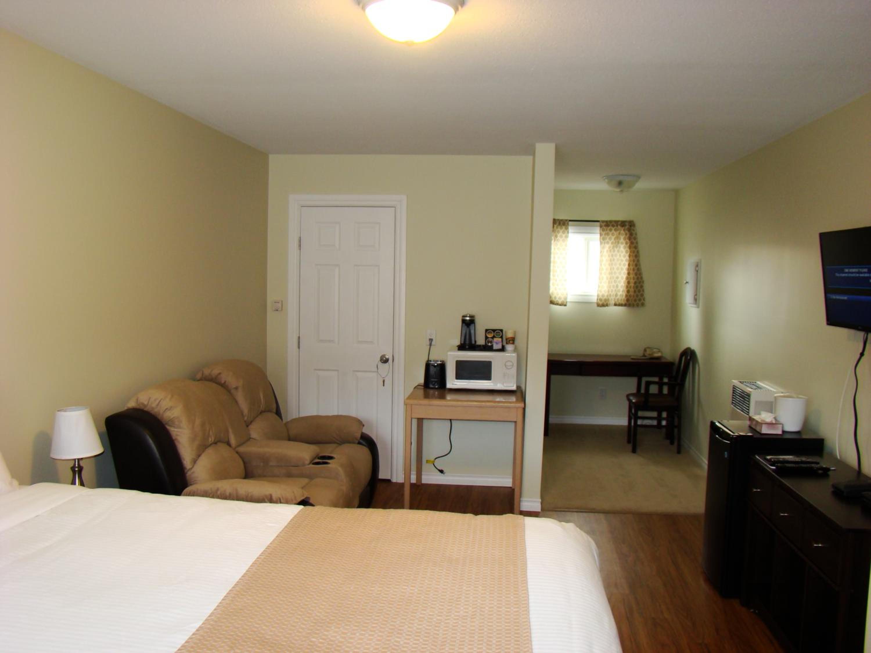 Queen Suite photo 1