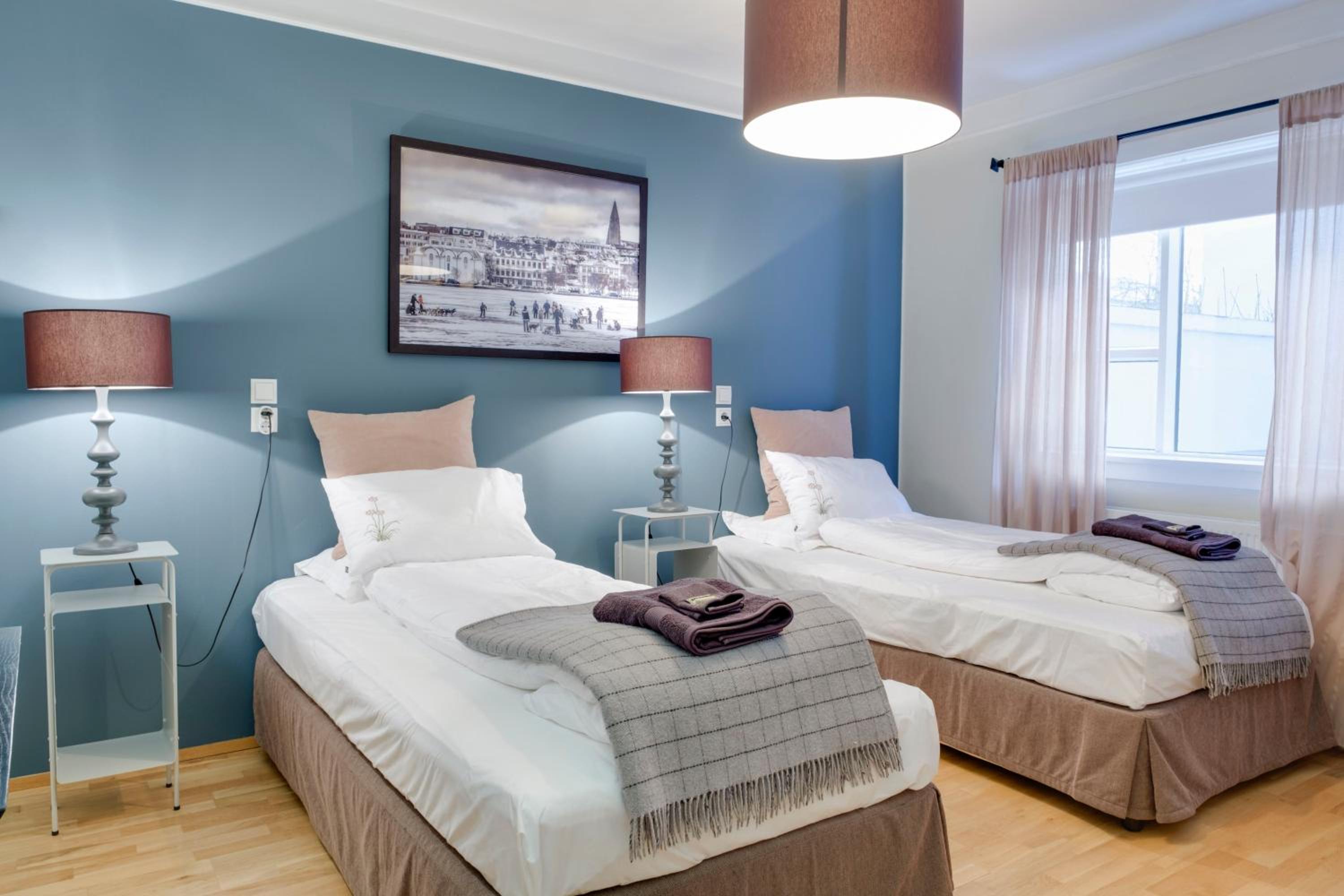 Deluxe Double or Twin Room with Shared Bathroom photo 3