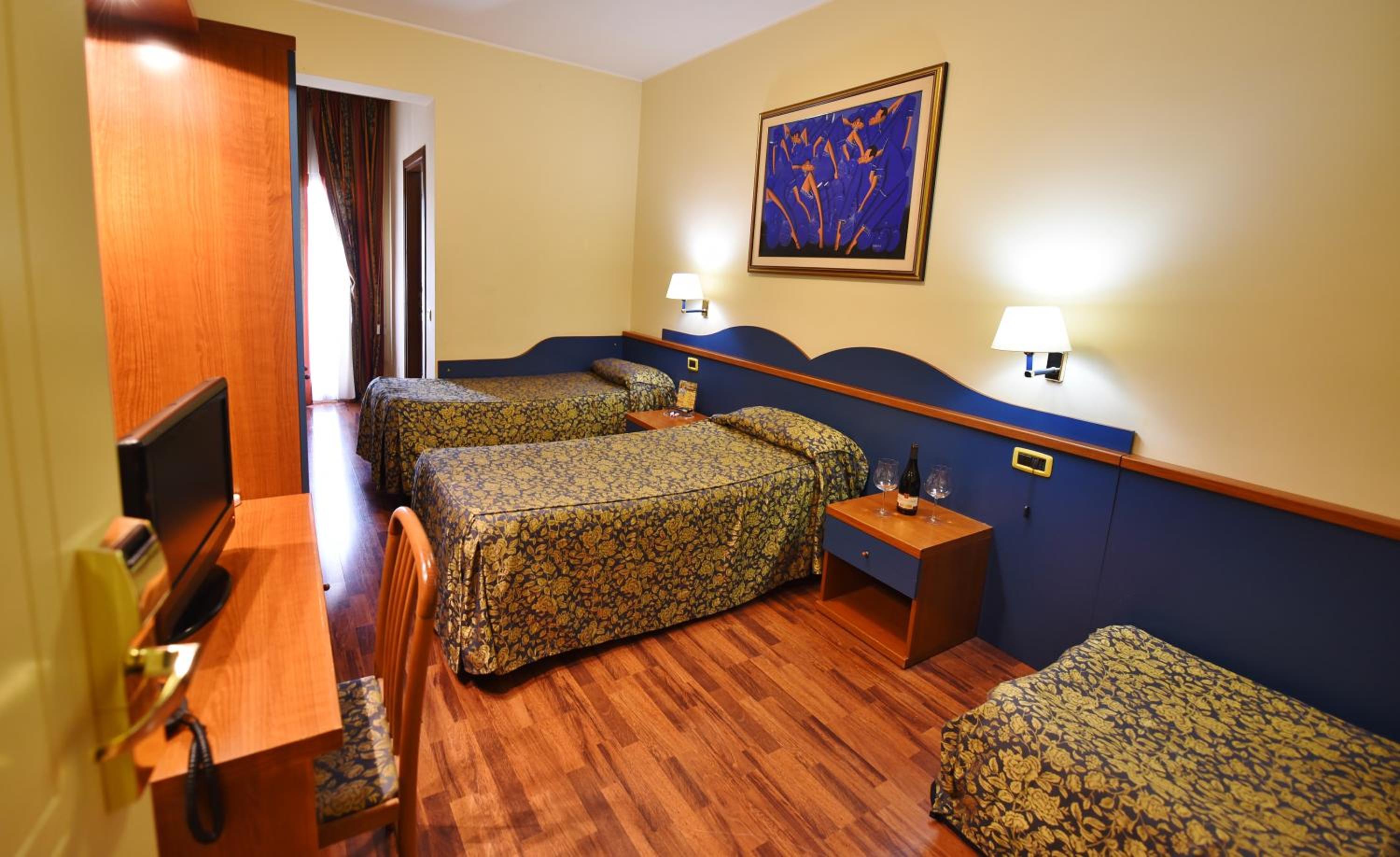 Superior Double Room - Photo 1