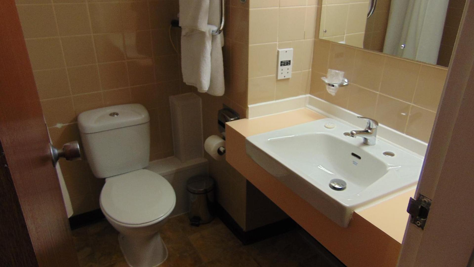 Single Room photo 2