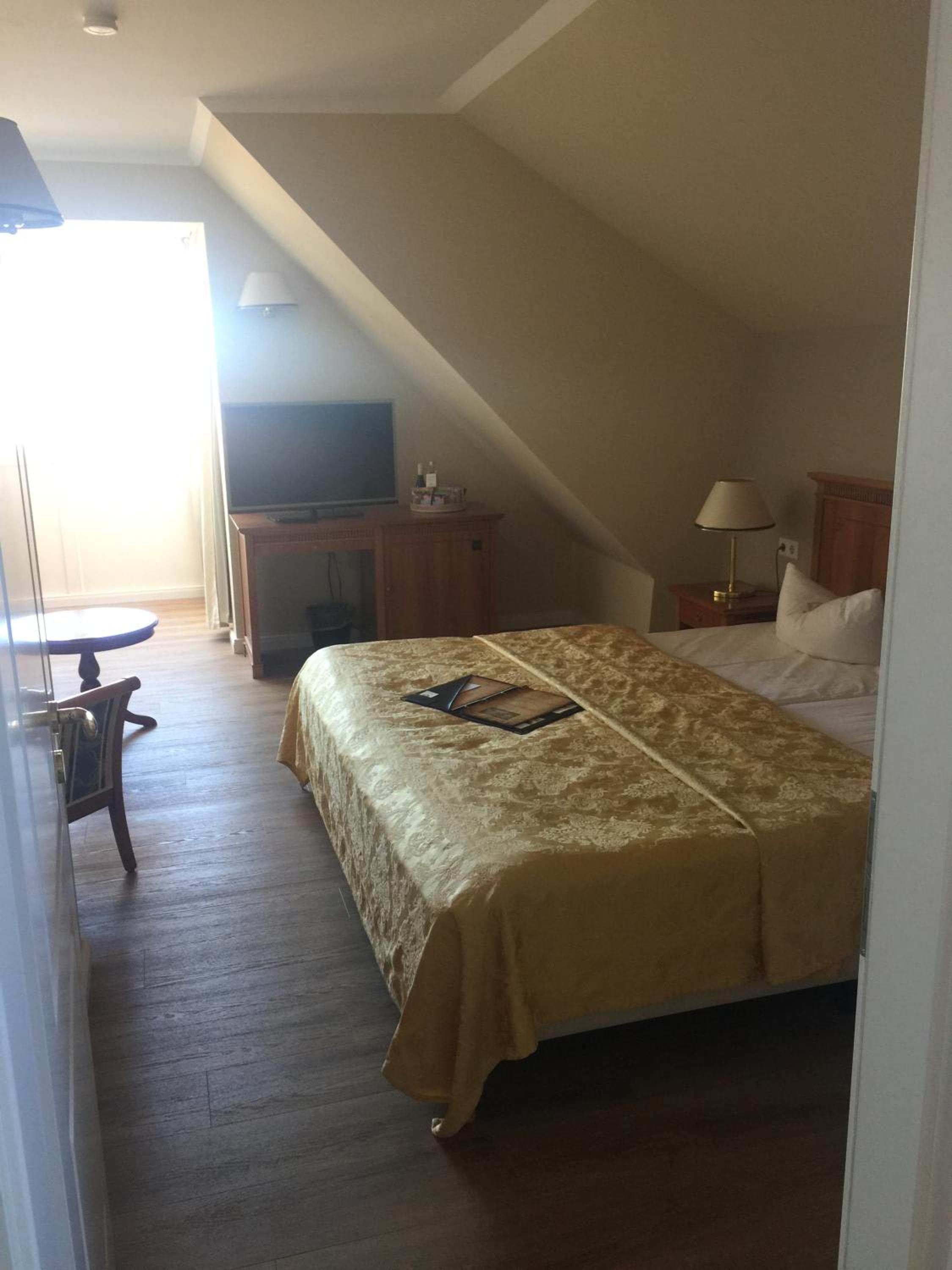 Double Room with Sea View photo 2