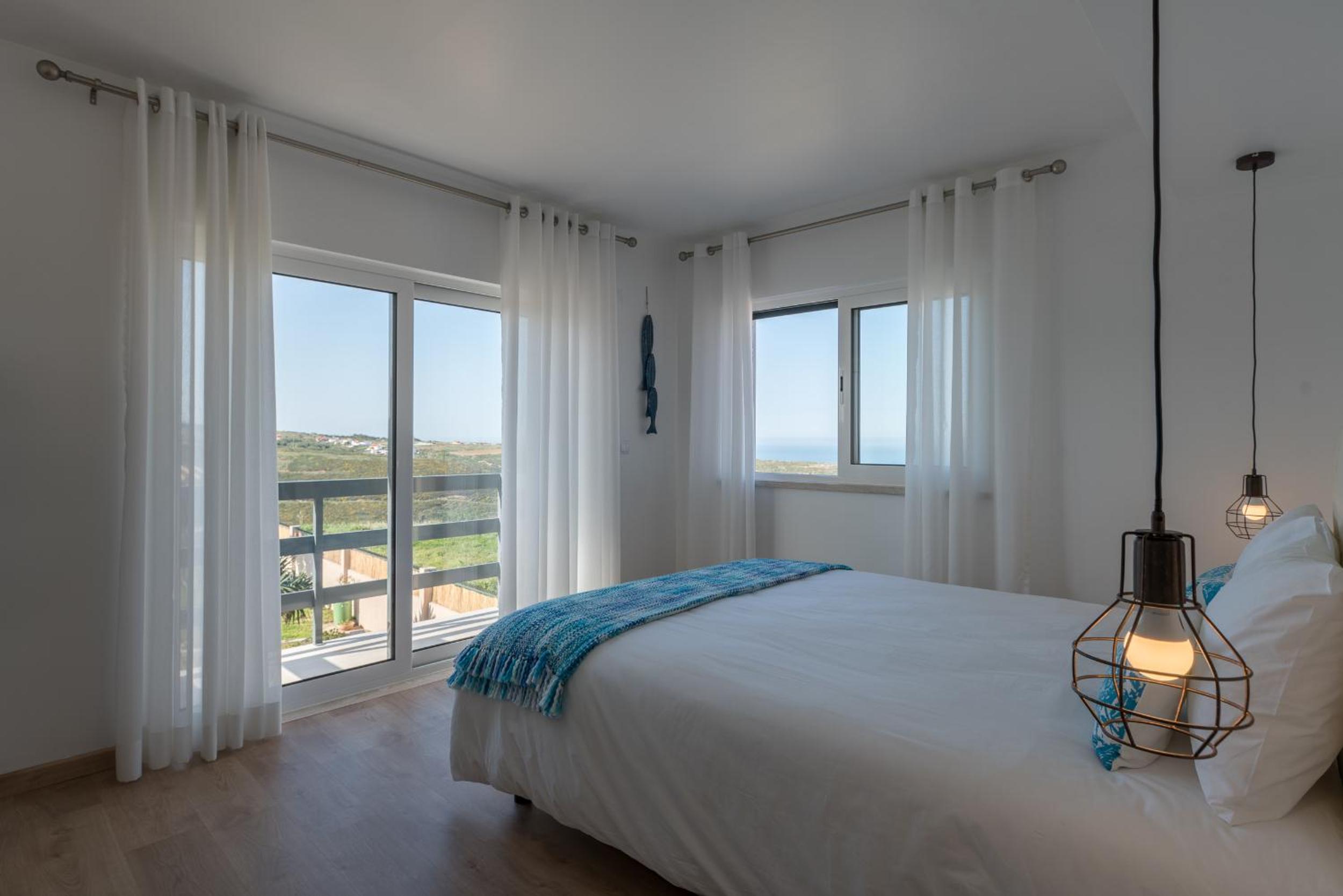 Deluxe Double Room with Balcony and Sea View photo 2