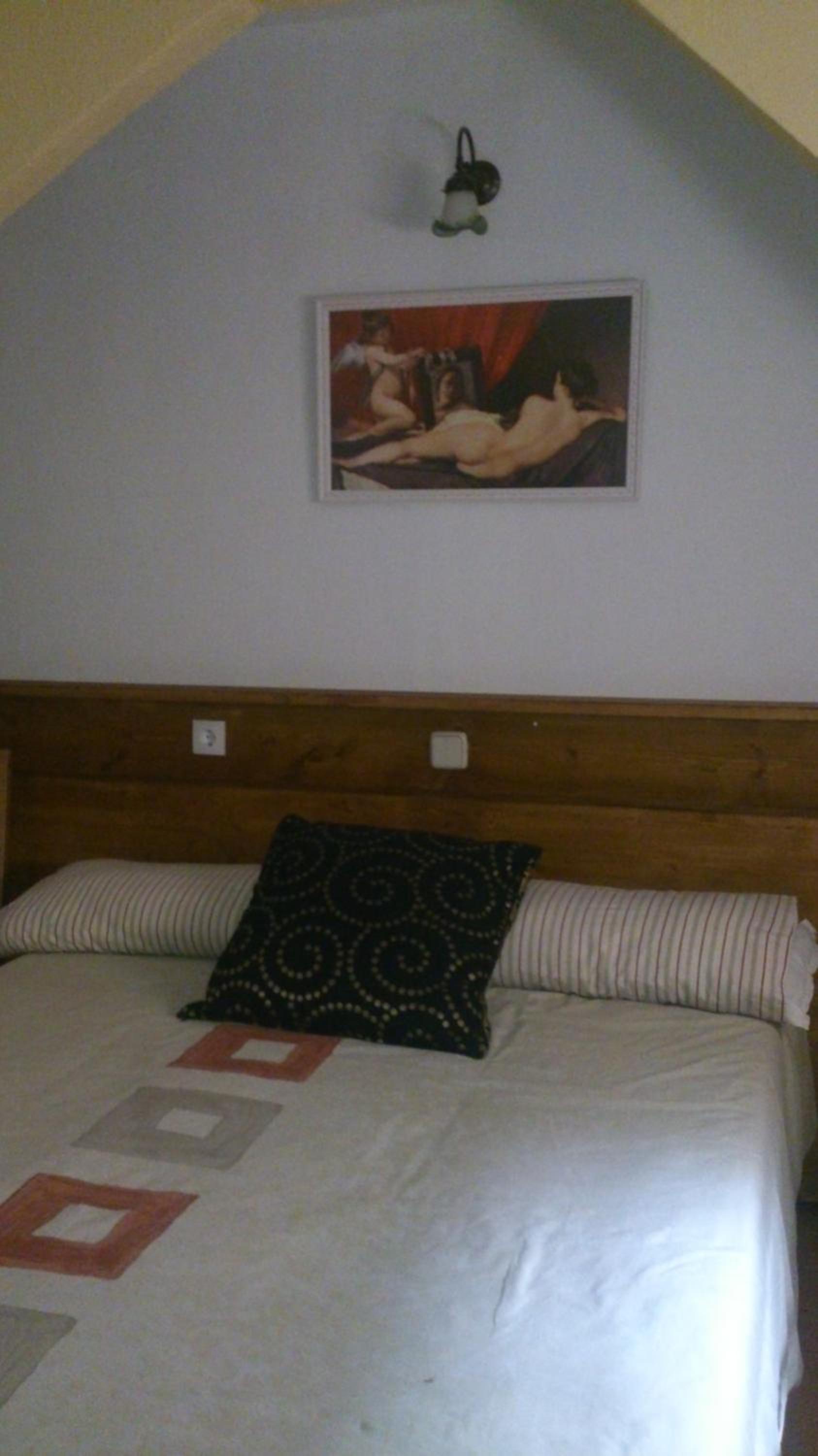 Deluxe Queen Room - Photo 3