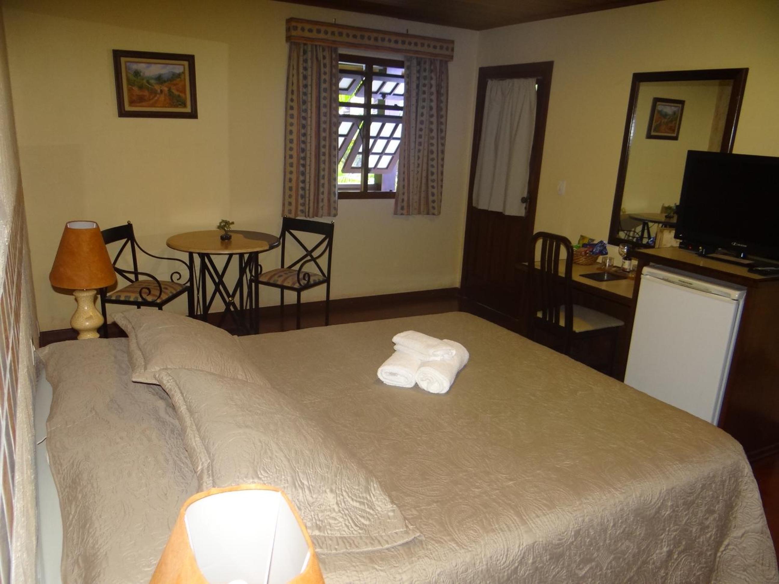 Large Double Room photo 1