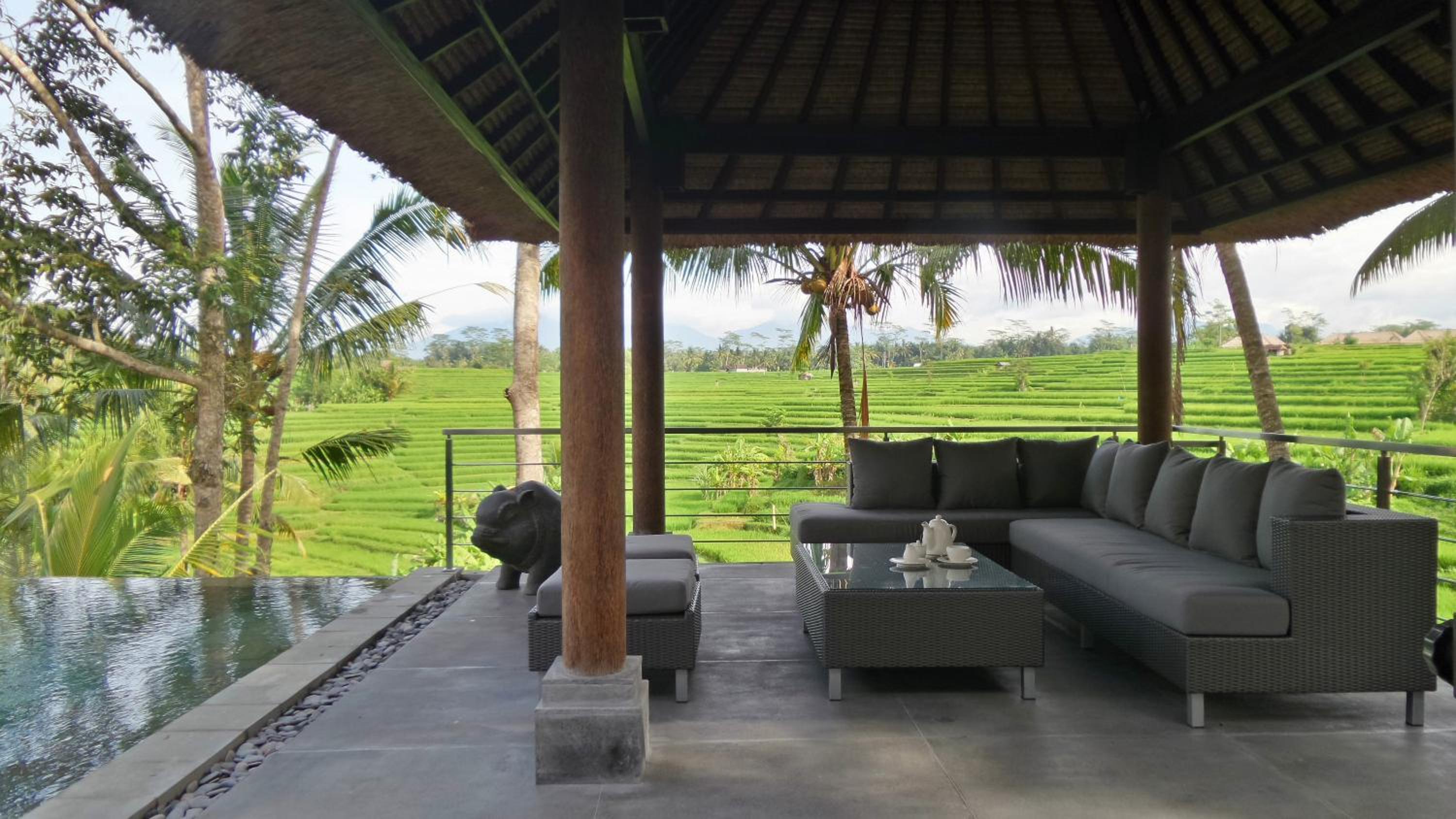 Villa with Private Pool - Photo 28