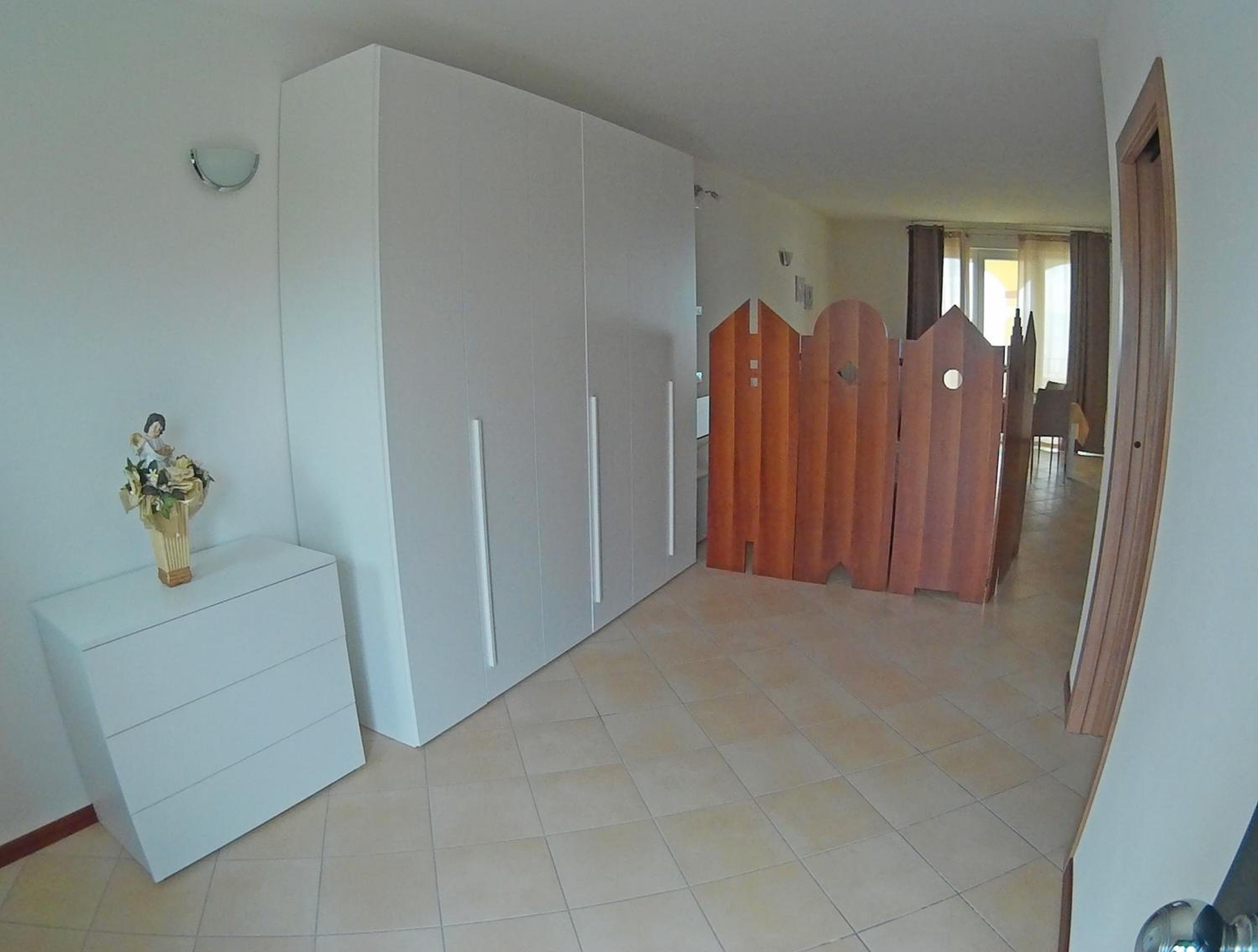Studio Apartment - Photo 3