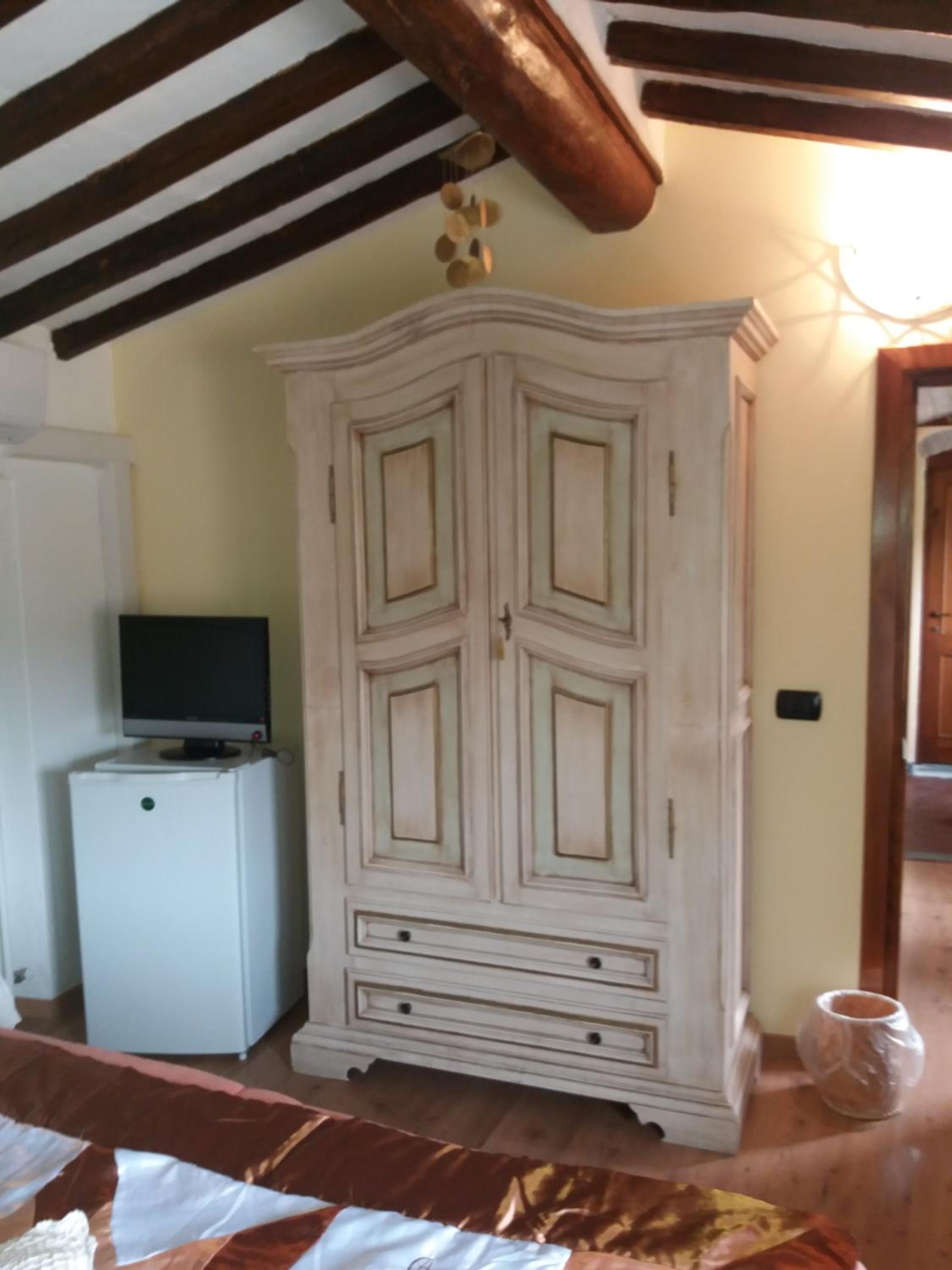 Double or Twin Room - Photo 11