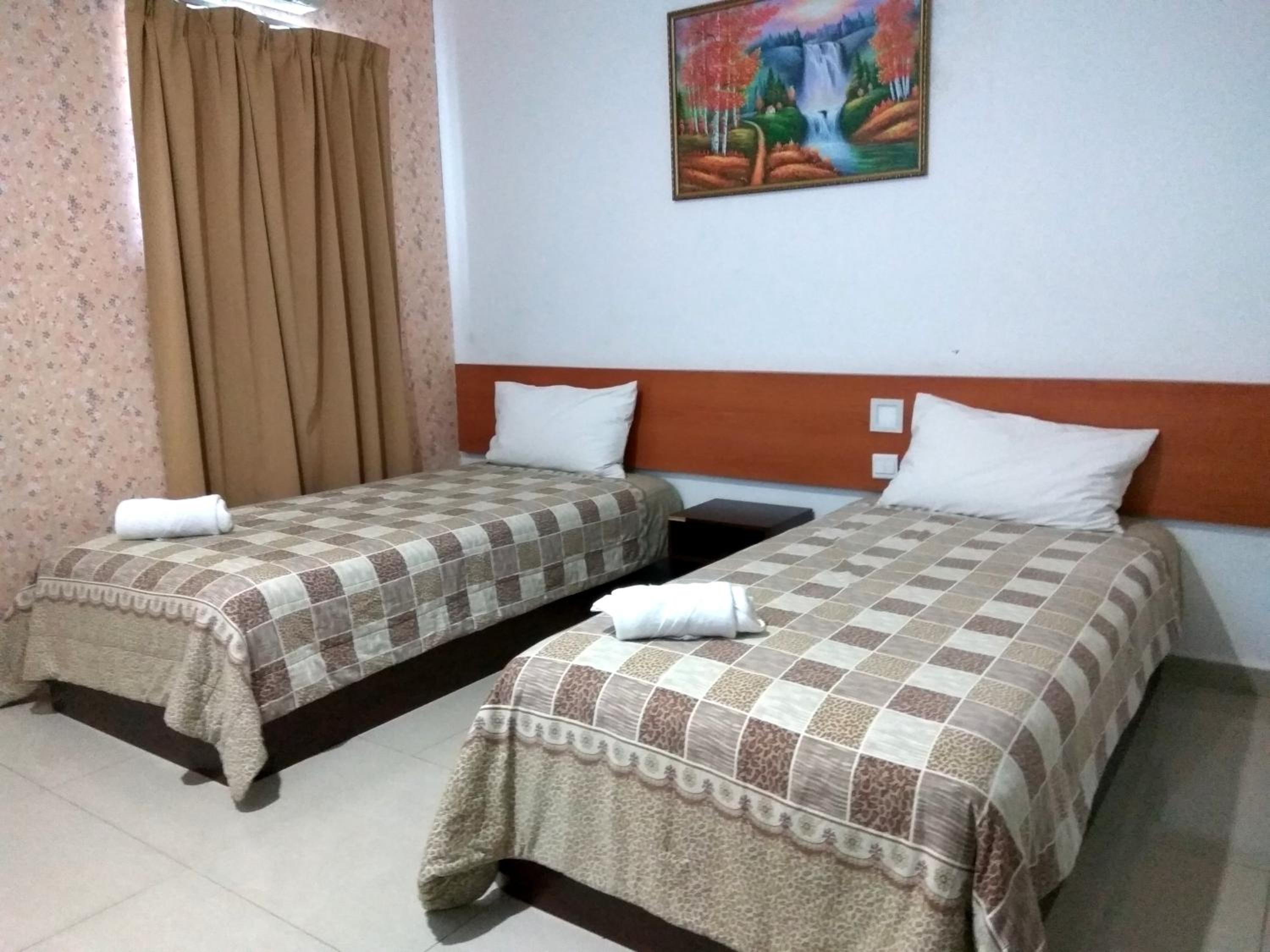 Standard Twin Room photo 2