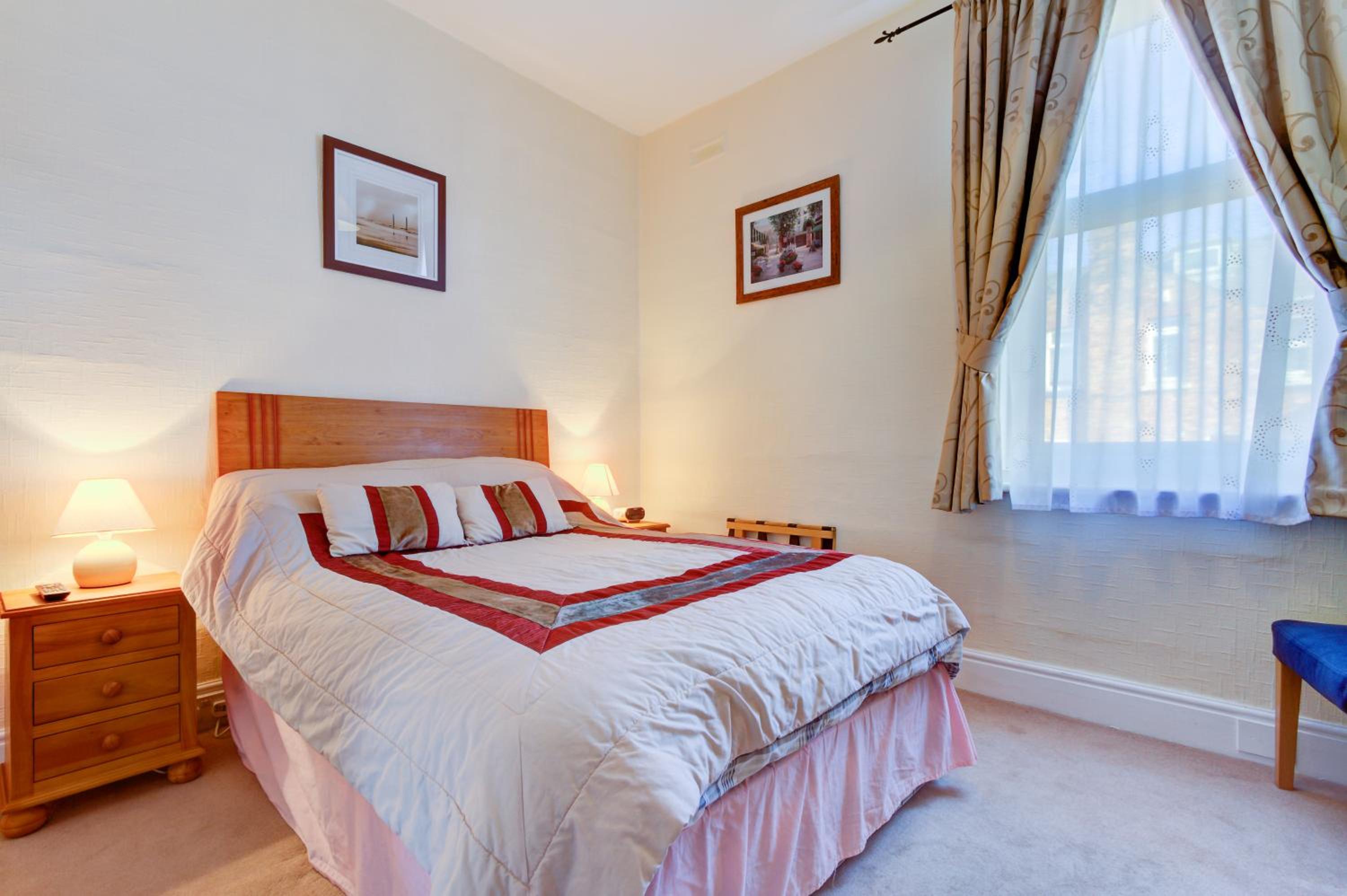 Double Room with Private External Bathroom