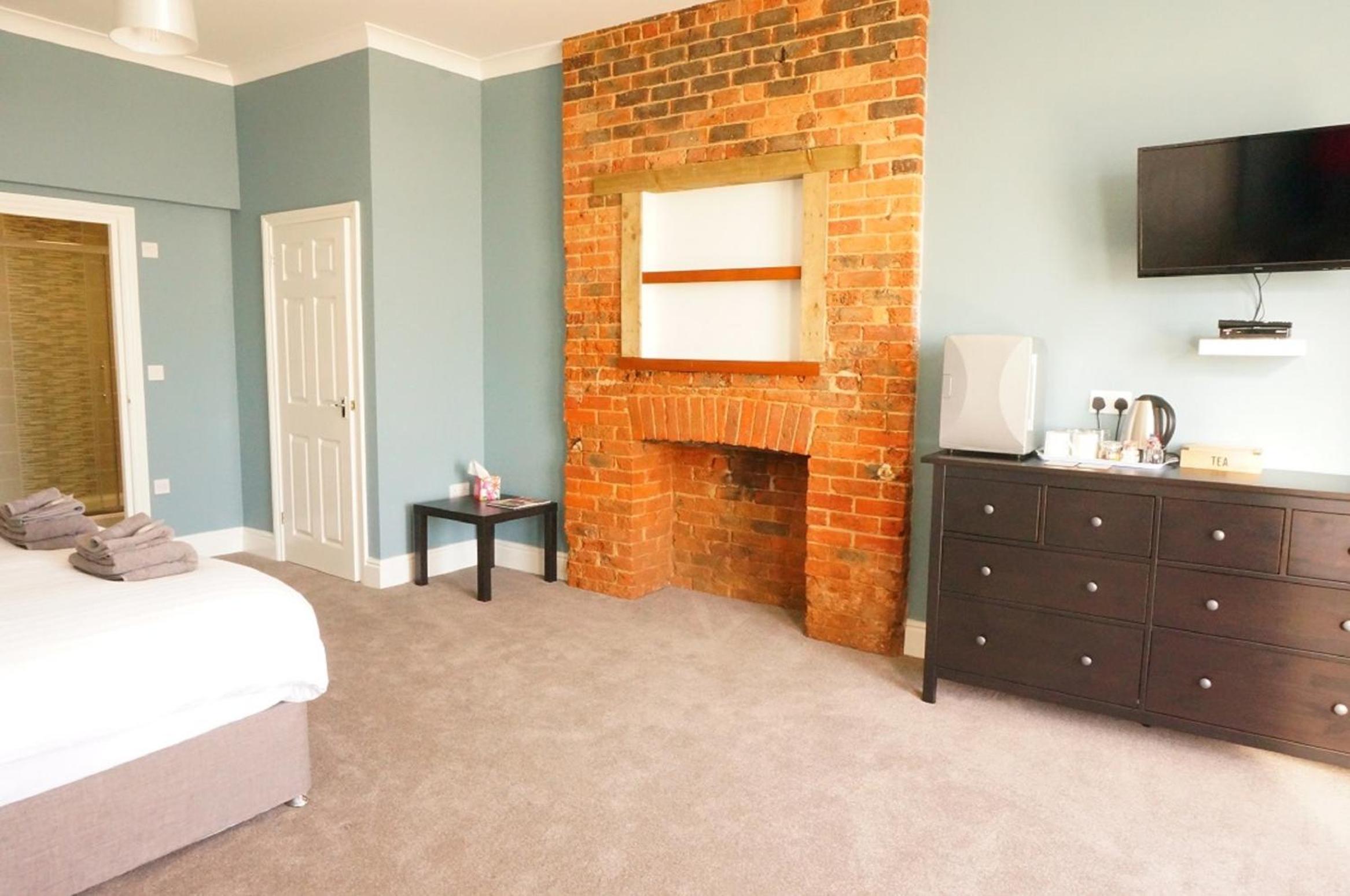 Deluxe Double or Twin Room photo 2