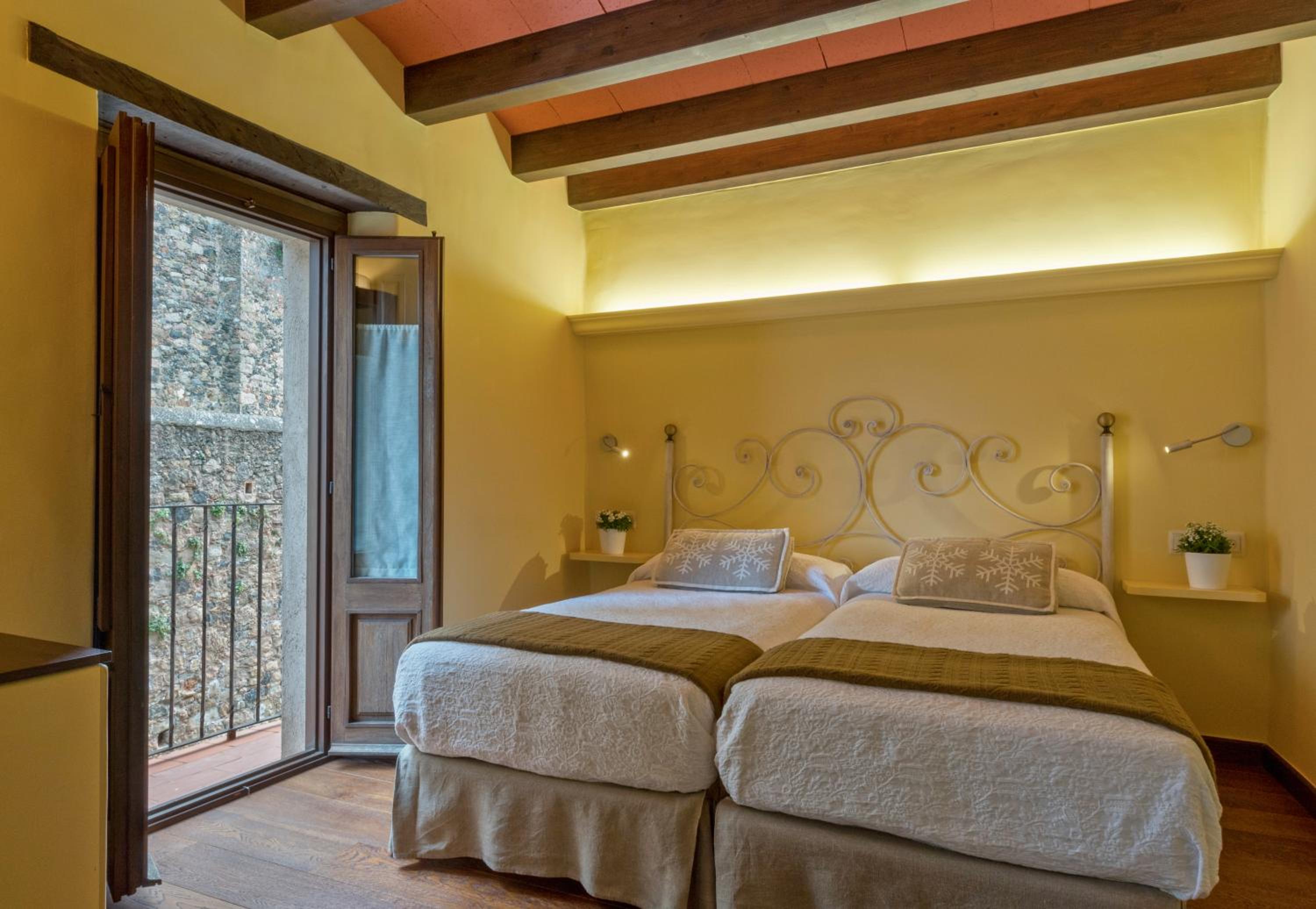 Habitación Estándar Doble con Balcón