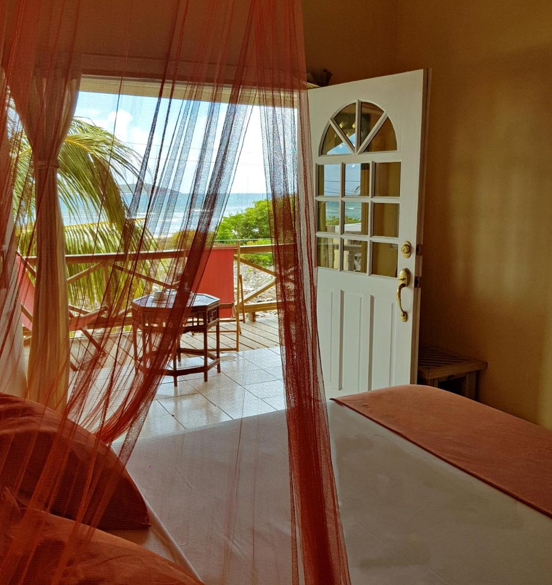 Double Room with Balcony and Sea View photo 1