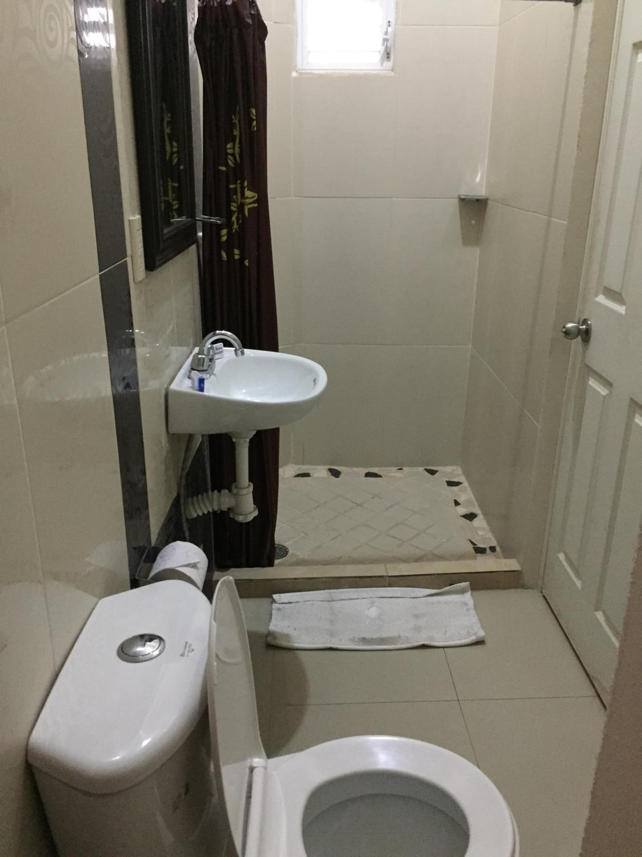 Budget Double Room photo 3